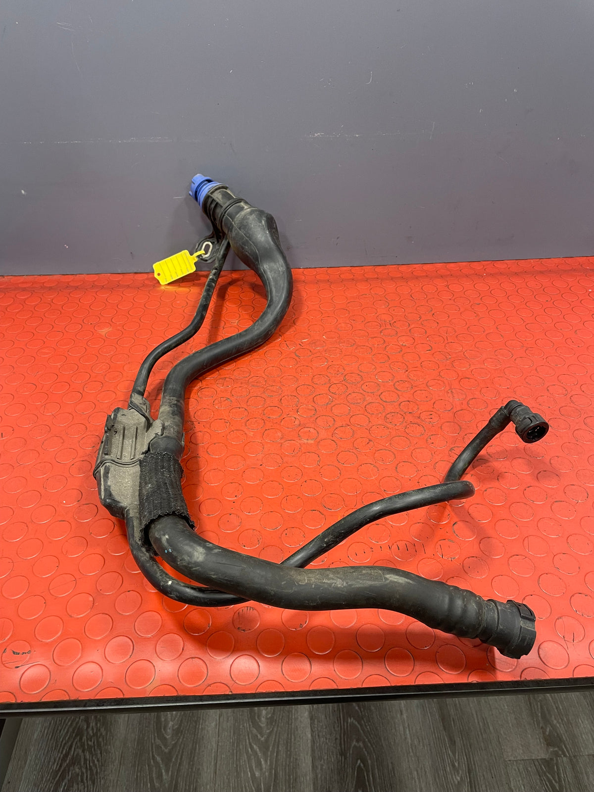 Citroen Berlingo/Peugeot Partner/Vauxhall Combo/Toyota Proace City ADBLUE FILLER PIPE 2019-2023 P/N 9815705980