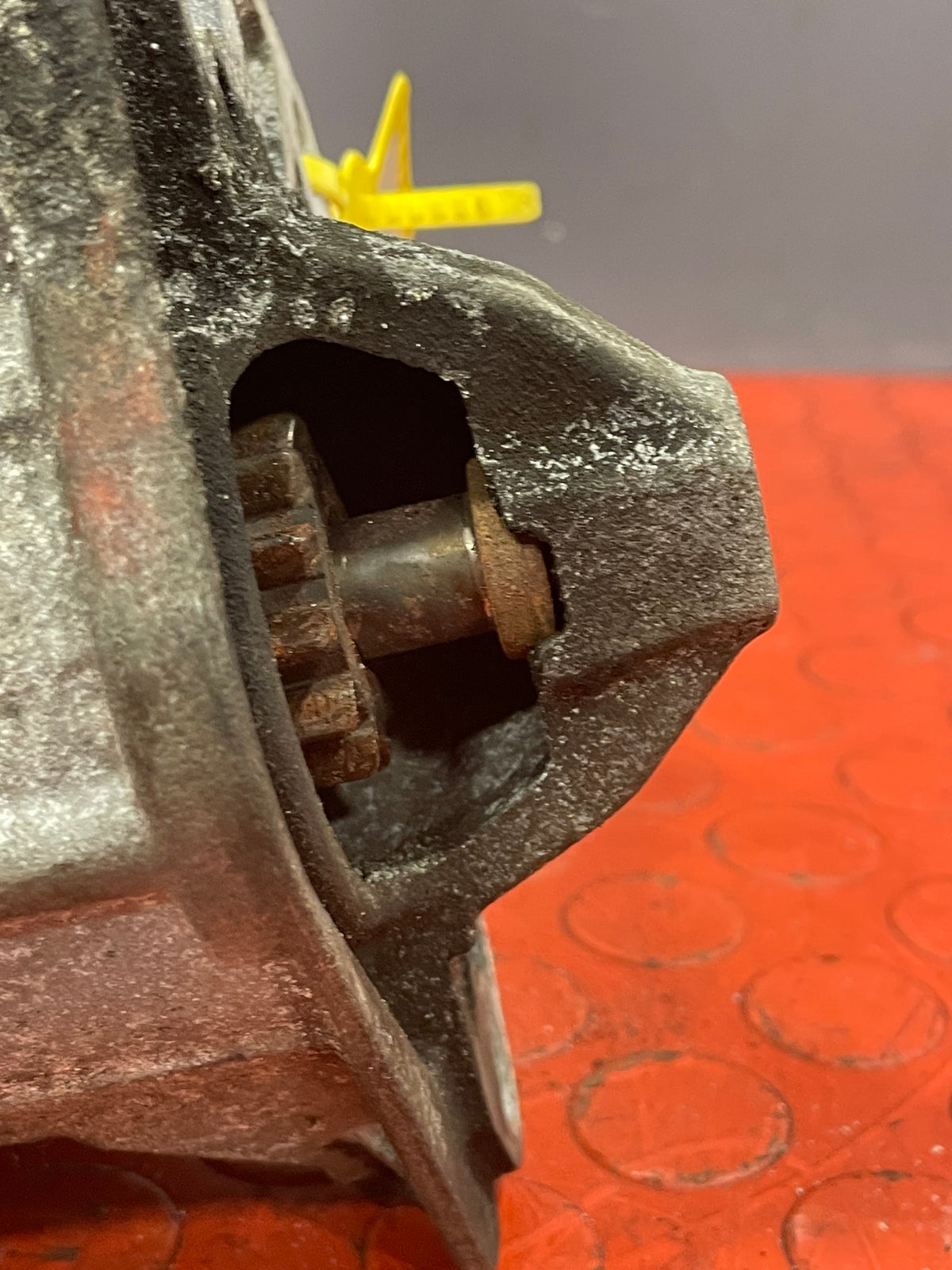 Renault Trafic/Vauxhall Vivaro STARTER MOTOR 1.6 2014-2019 P/N 233009590R - 1