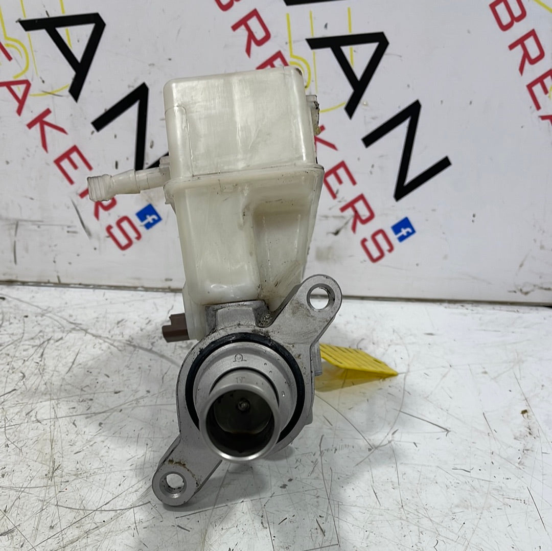 Citroen Dispatch/ Peugeot Expert/ Vauxhall Vivaro/ Toyota Proace 2.0 Diesel BRAKE MASTER CYLINDER 2019-2024 P/N 9806232280
