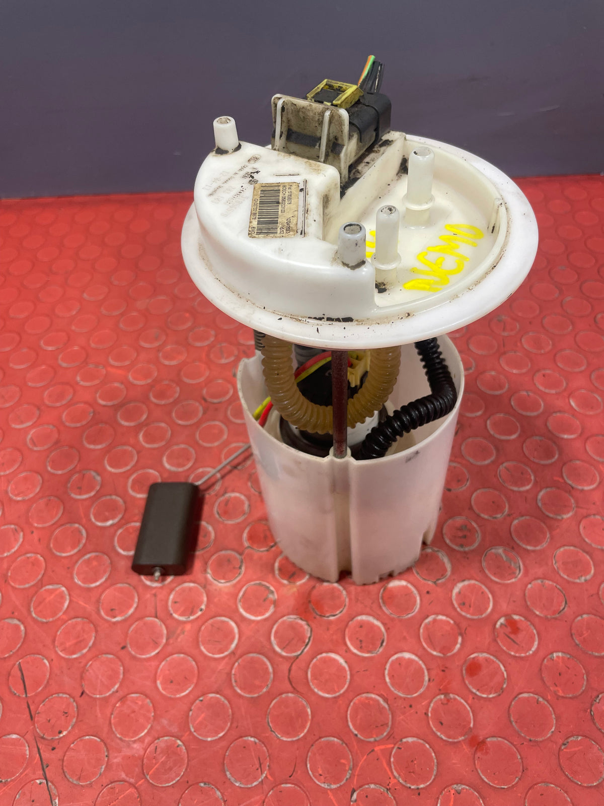 Citroen Nemo/Peugeot Bipper/Fiat Fiorino FUEL SENDER / FUEL PUMP 1.3 2007-2016 P/N 0580203103