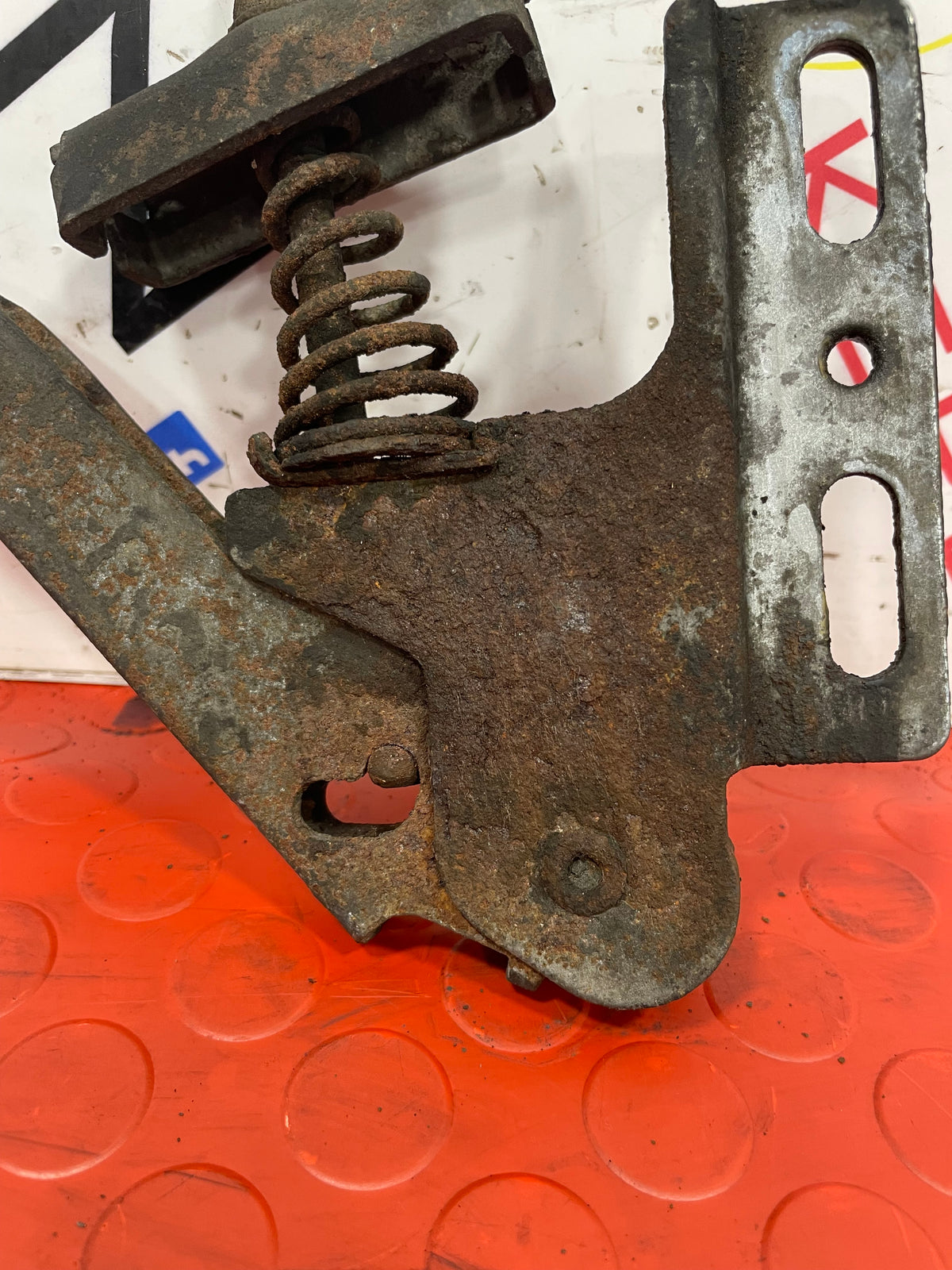 Volkswagen Crafter Mercedes Sprinter mk2 HANDBRAKE MECHANISM W906 2014 P/N A9064200238