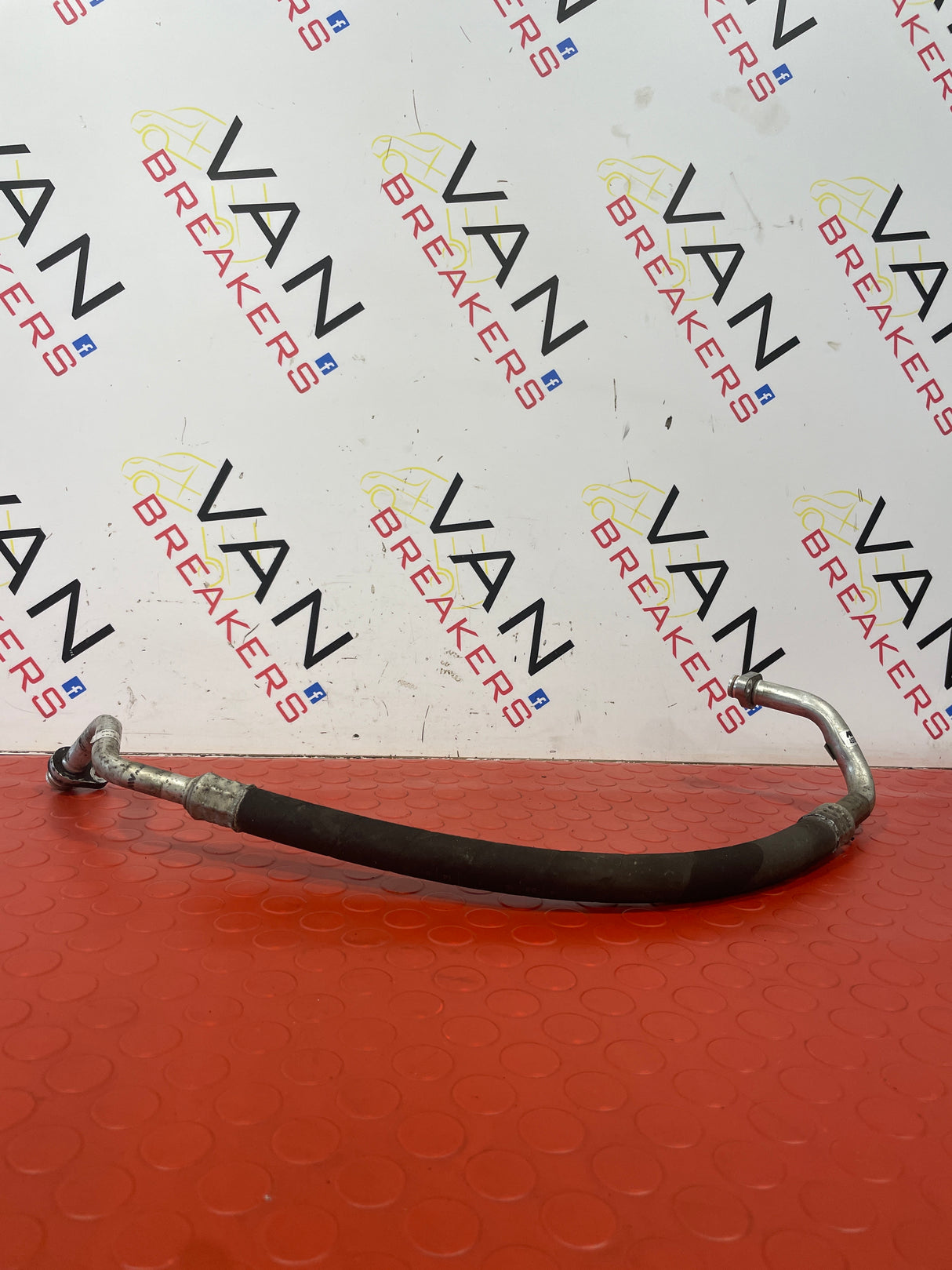 Vauxhall Vivaro/Toyota Proace/Citroen Dispatch/Peugeot Expert/Fiat Scudo AIR CONDITIONING PIPE L1 2016-2024 P/N 9806559880