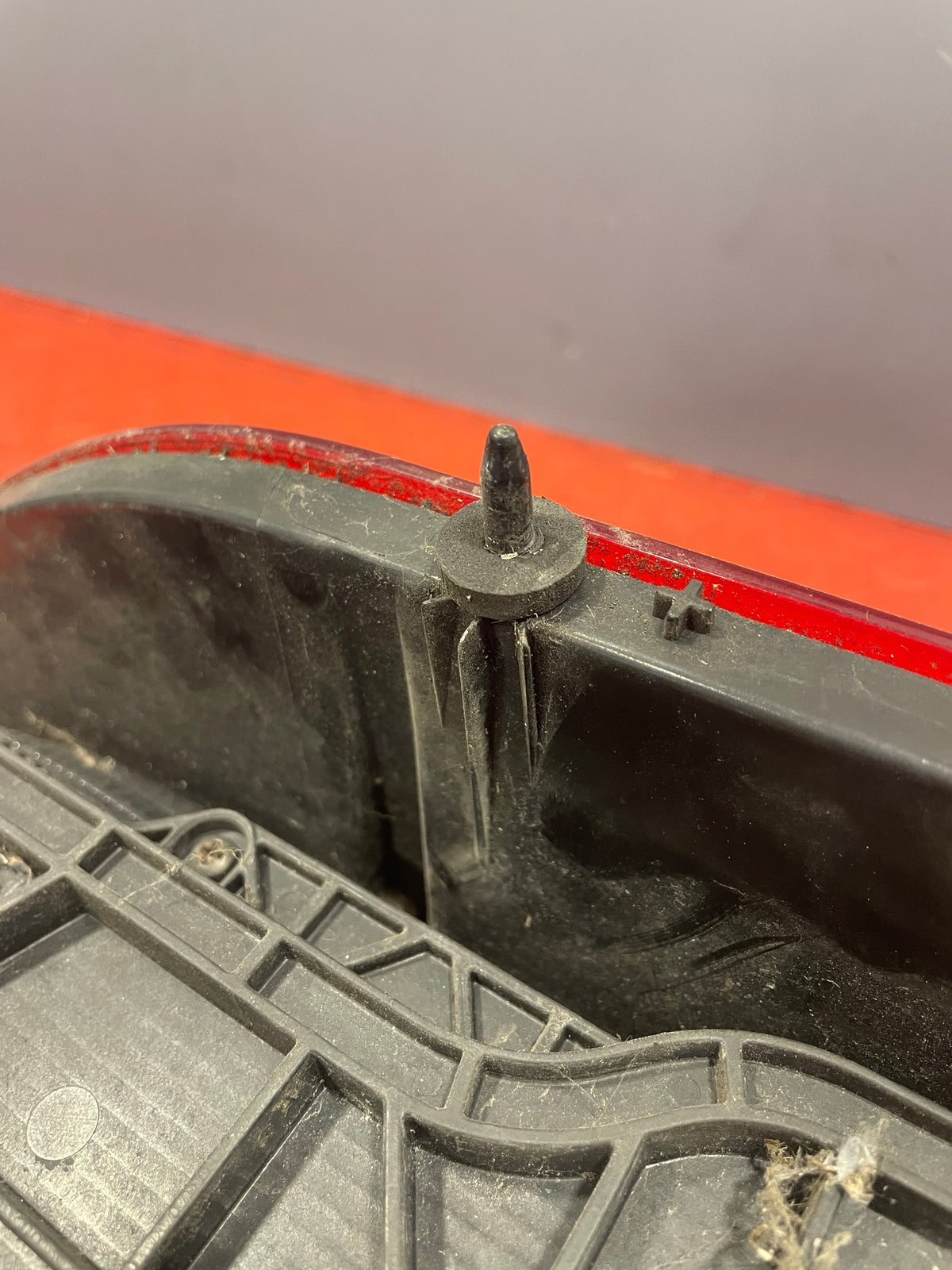 Peugeot Boxer REAR TAILLIGHT ASSEMBLY 2016-2019 Passenger side (Cracked lens) P/N 20620751
