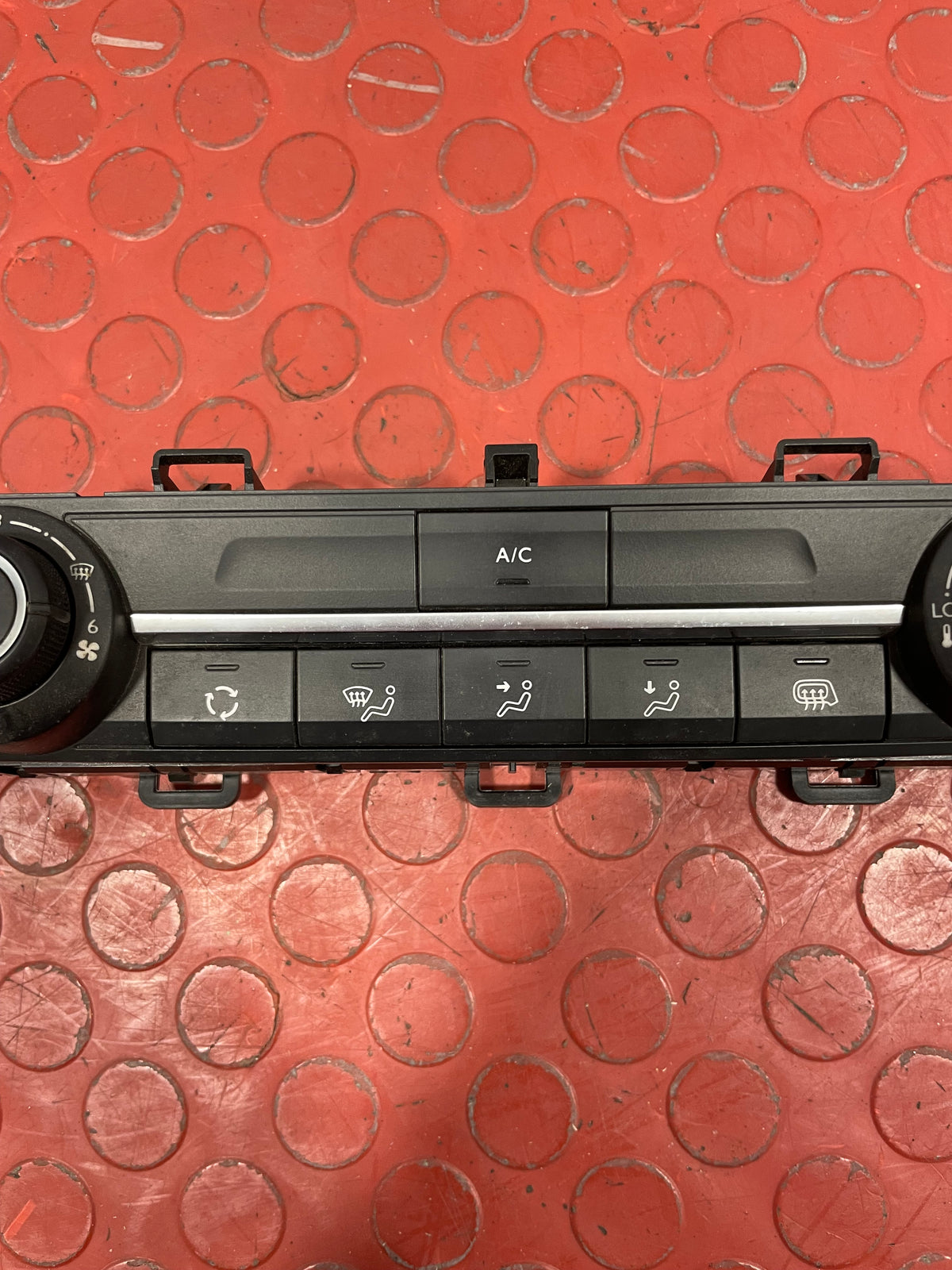 Citroen Berlingo/Peugeot Partner/Vauxhall Combo/Toyota Proace City HEATER CONTROL UNIT WITH AIR CONDITIONING 2019-2024 P/N 98340416ZD