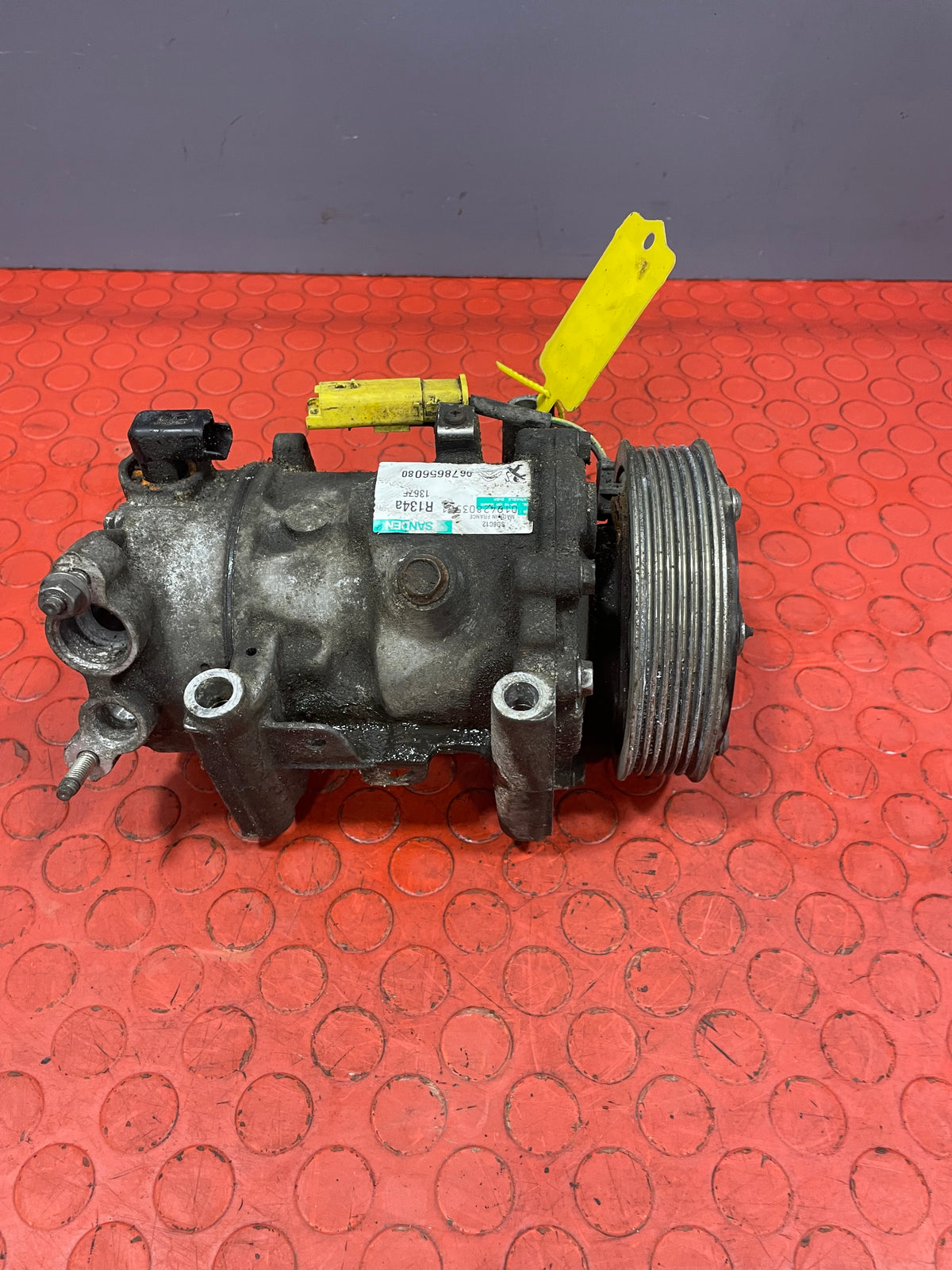 Citroen Berlingo/Peugeot Partner AIR CONDITIONING PUMP (2Pin) 2011-2018 P/N 9678656080 - 8