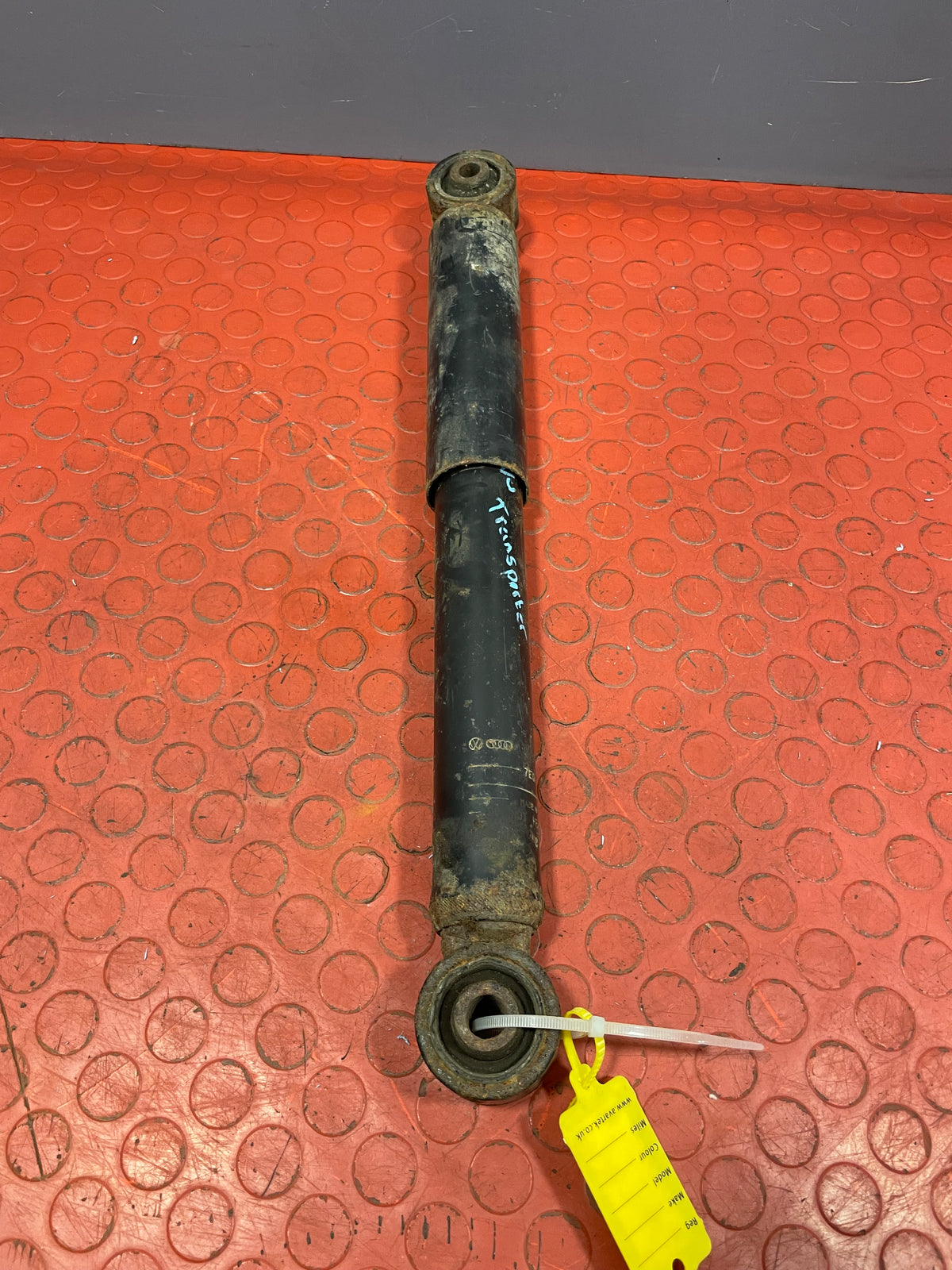 Volkswagen Transporter REAR SHOCK T5 2010-2015 P/N 7E0513029C