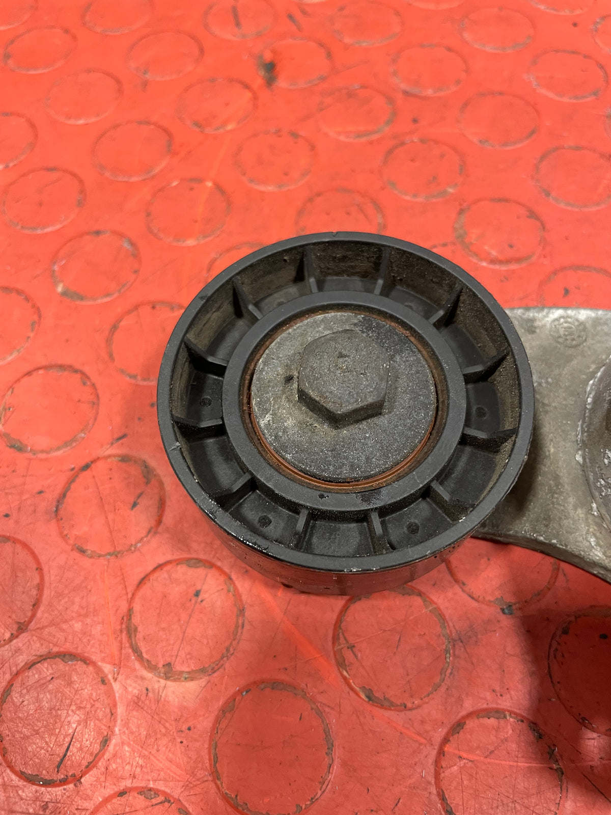 Ford Peugeot Citroen FAN BELT TENSIONER PULLEY 1.6L 2011-2018 P/N 846143