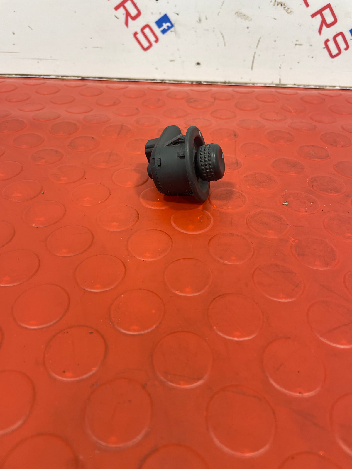 Renault Master WING MIRROR ADJUST KNOB SWITCH 2014 P/N 255784649R