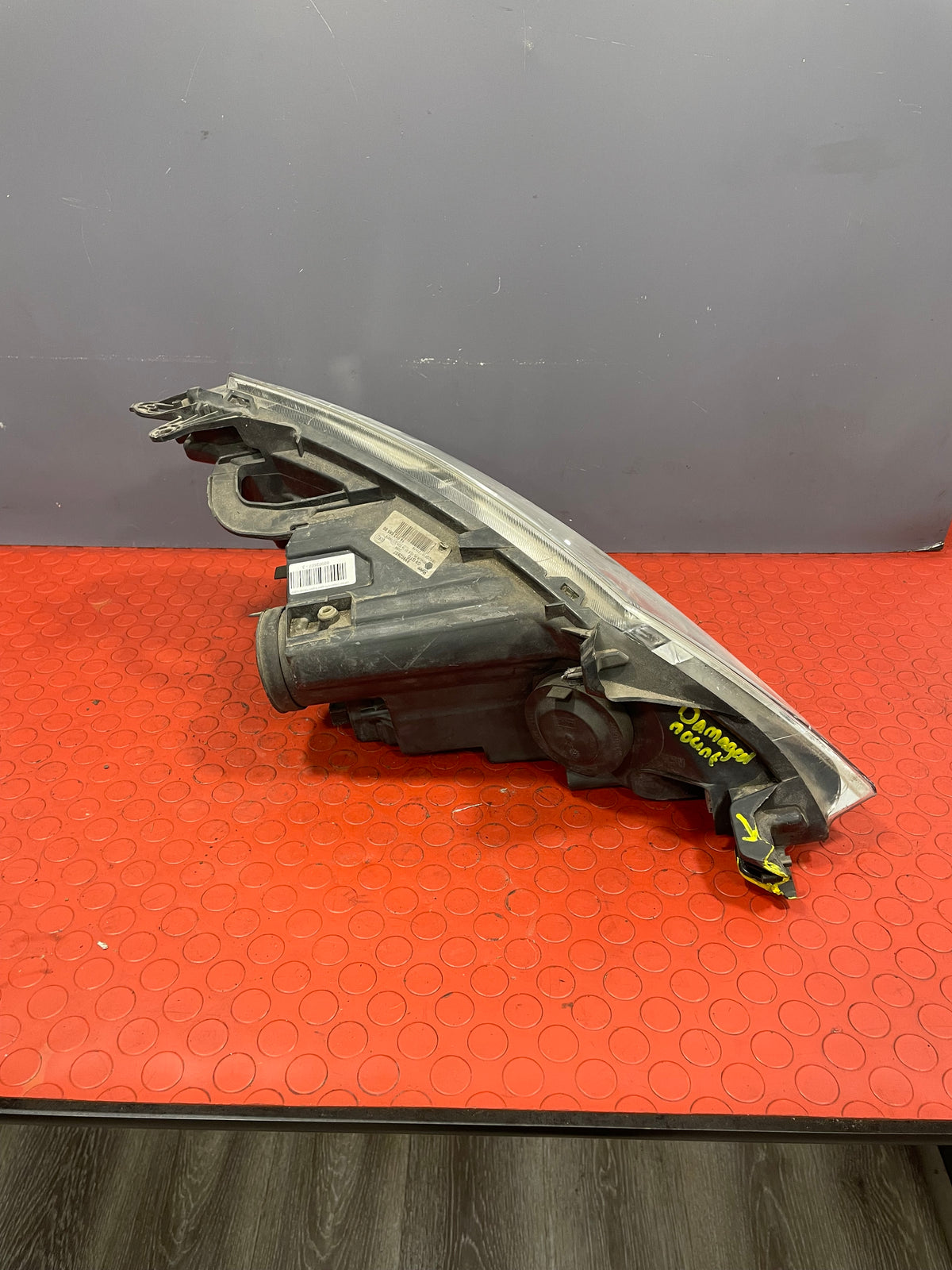 Citroen Dispatch/Peugeot Expert PASSENGER SIDE HEADLIGHT 2011-2016 P/N 89902607 - 3