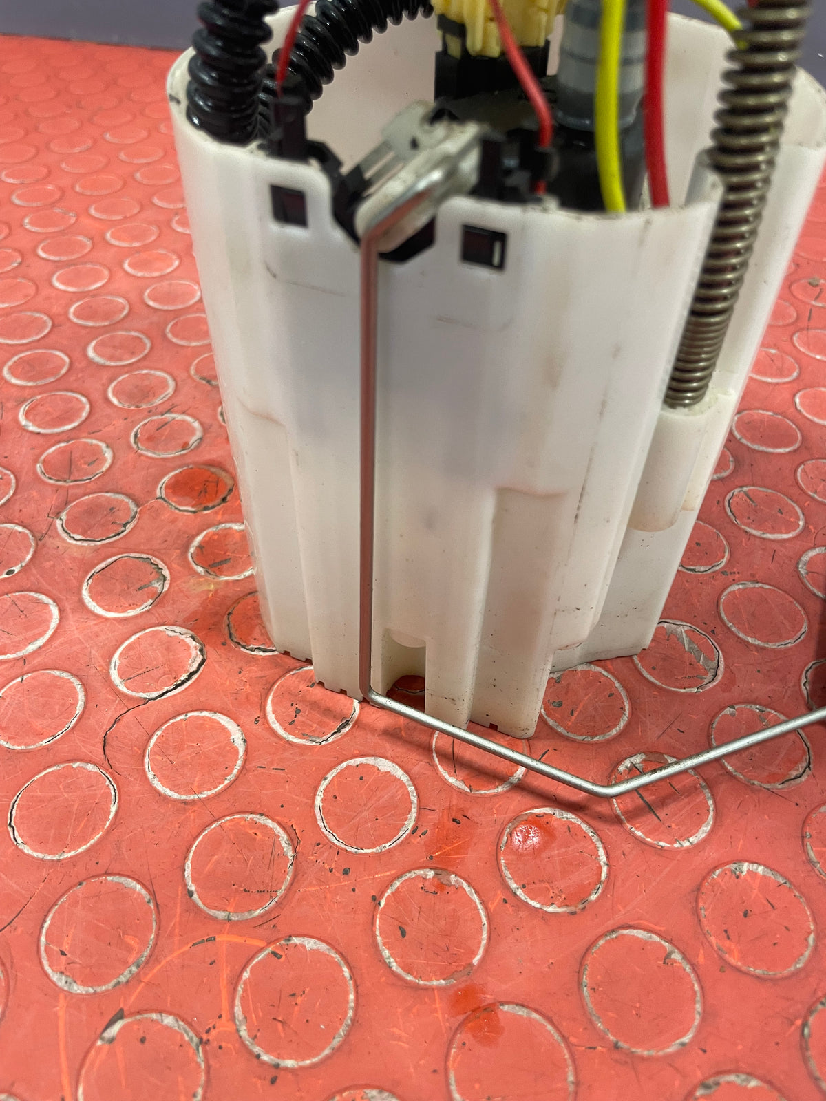 Citroen Nemo/Peugeot Bipper/Fiat Fiorino FUEL SENDER / FUEL PUMP 1.3 2007-2016 P/N 0580203103