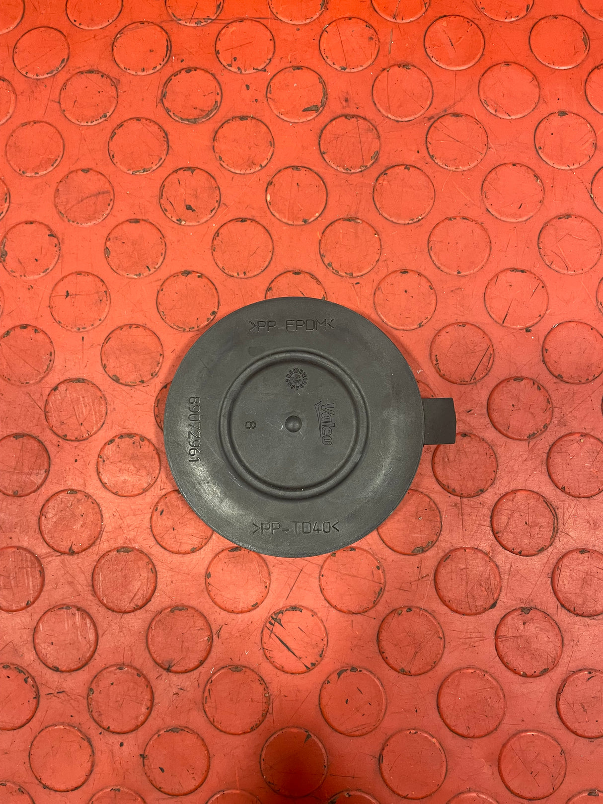 Citroen Berlingo/Peugeot Partner HEADLIGHT DUST COVER CAP 89072961