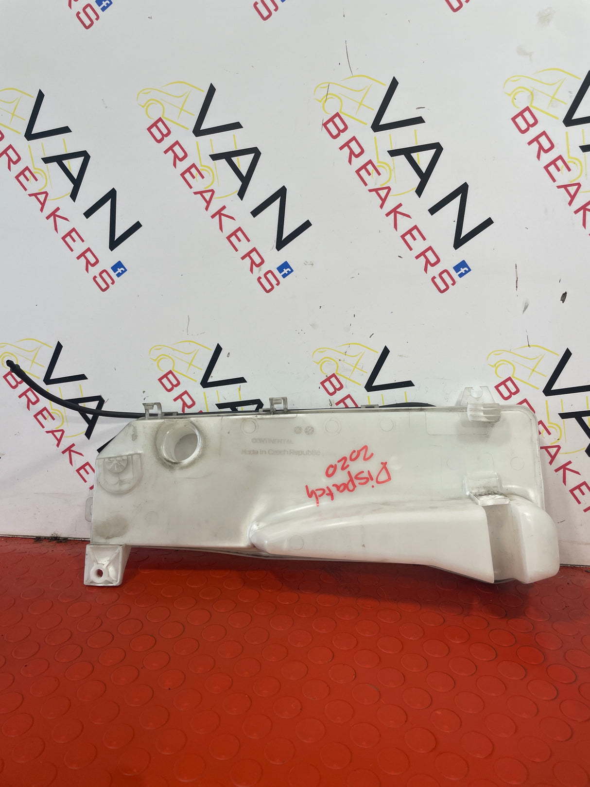 Vauxhall Vivaro/ Citroen Dispatch/ Peugeot Expert/ Toyota Proace 2017 –2023 Washer Bottle  (WITH PUMP)   P/N 9809803680