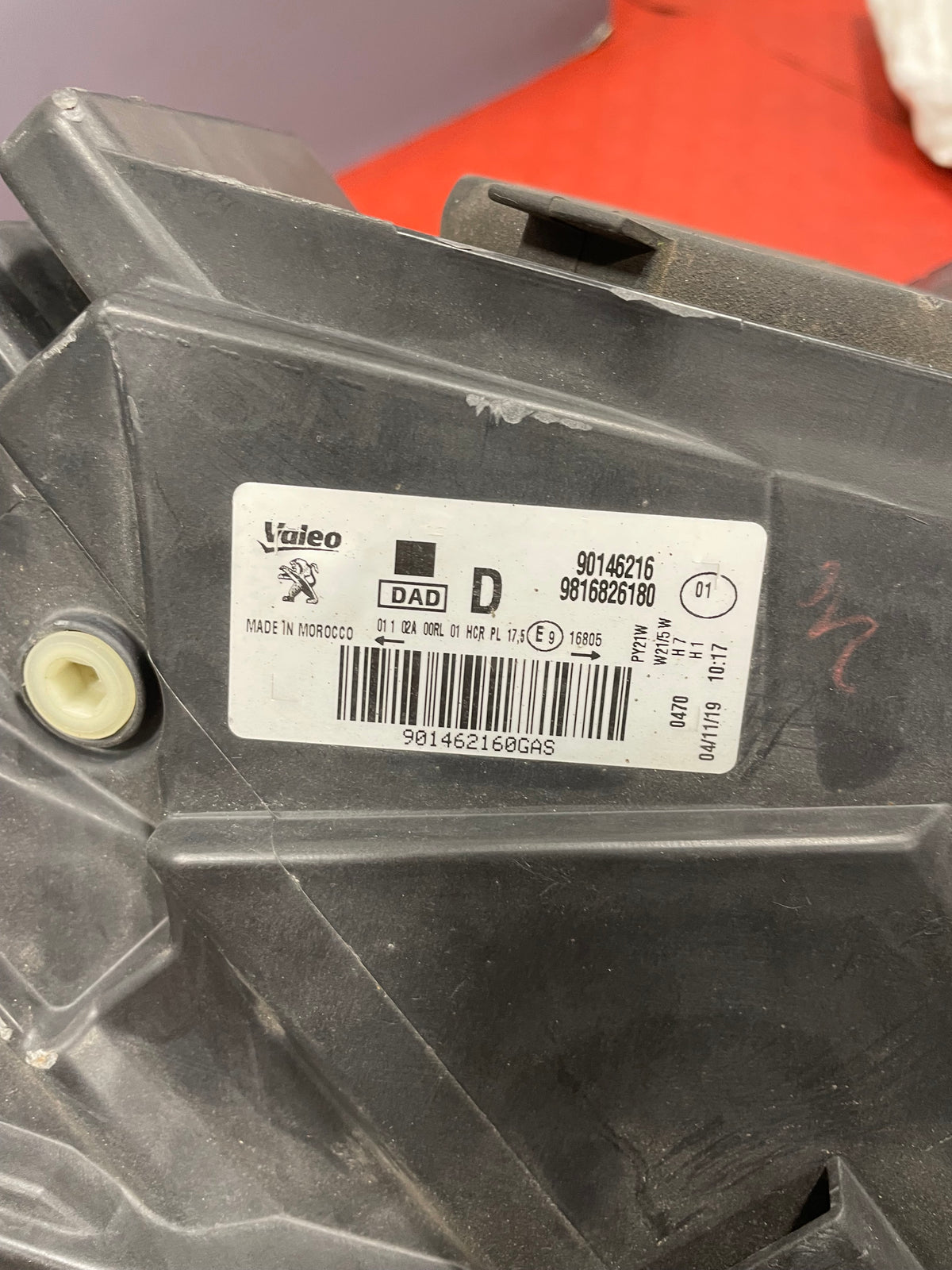 Peugeot Expert/ Citroen Dispatch HEADLIGHT ASSEMBLY 2018-2020 drivers side P/N 9816826180-D3