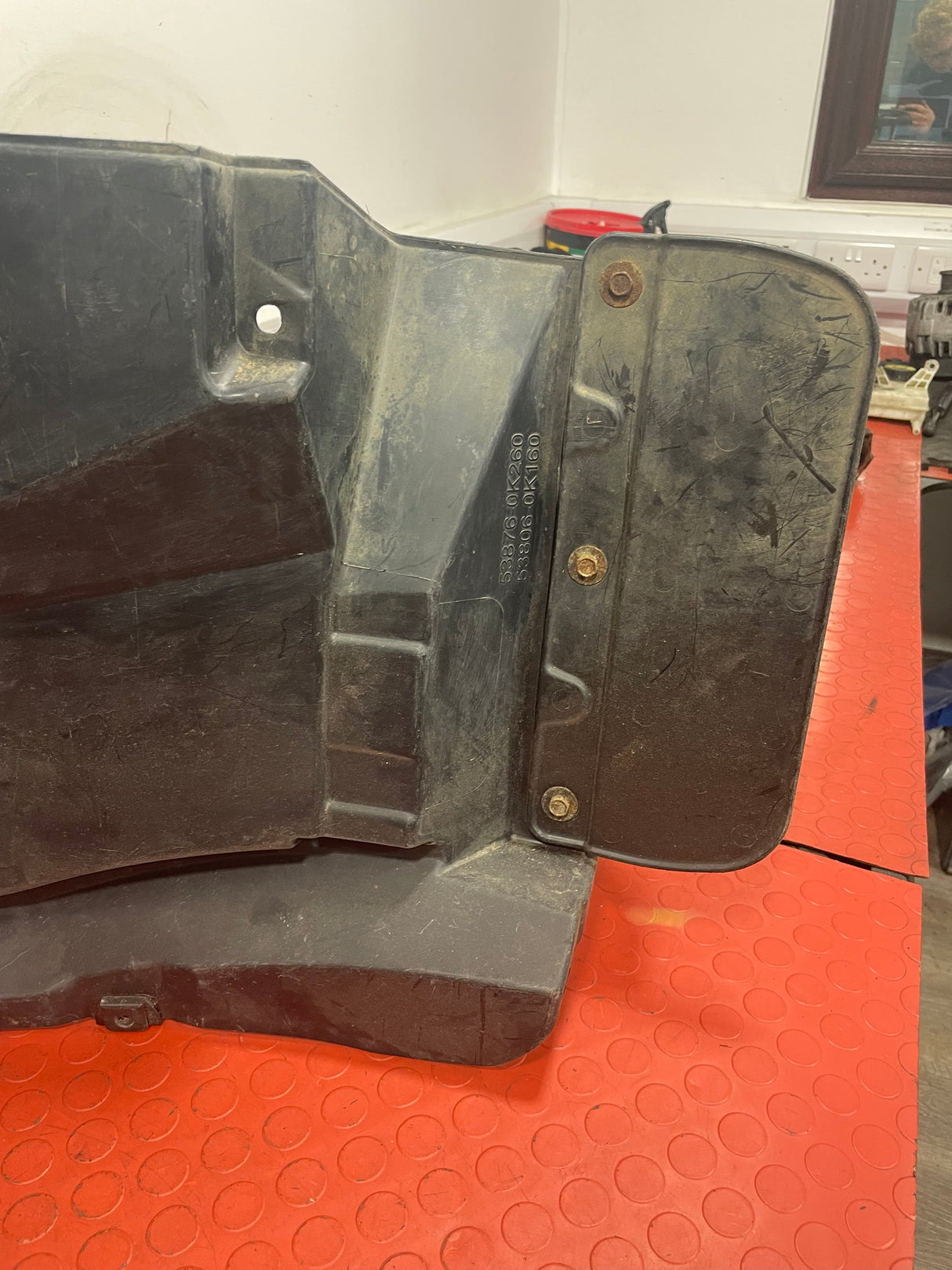 Toyota Hilux WHEEL ARCH AND MUDGUARD LINER PASSENGER SIDE 2016-2020 Single Cab P/N 53876-0K260 / 53806-0K160