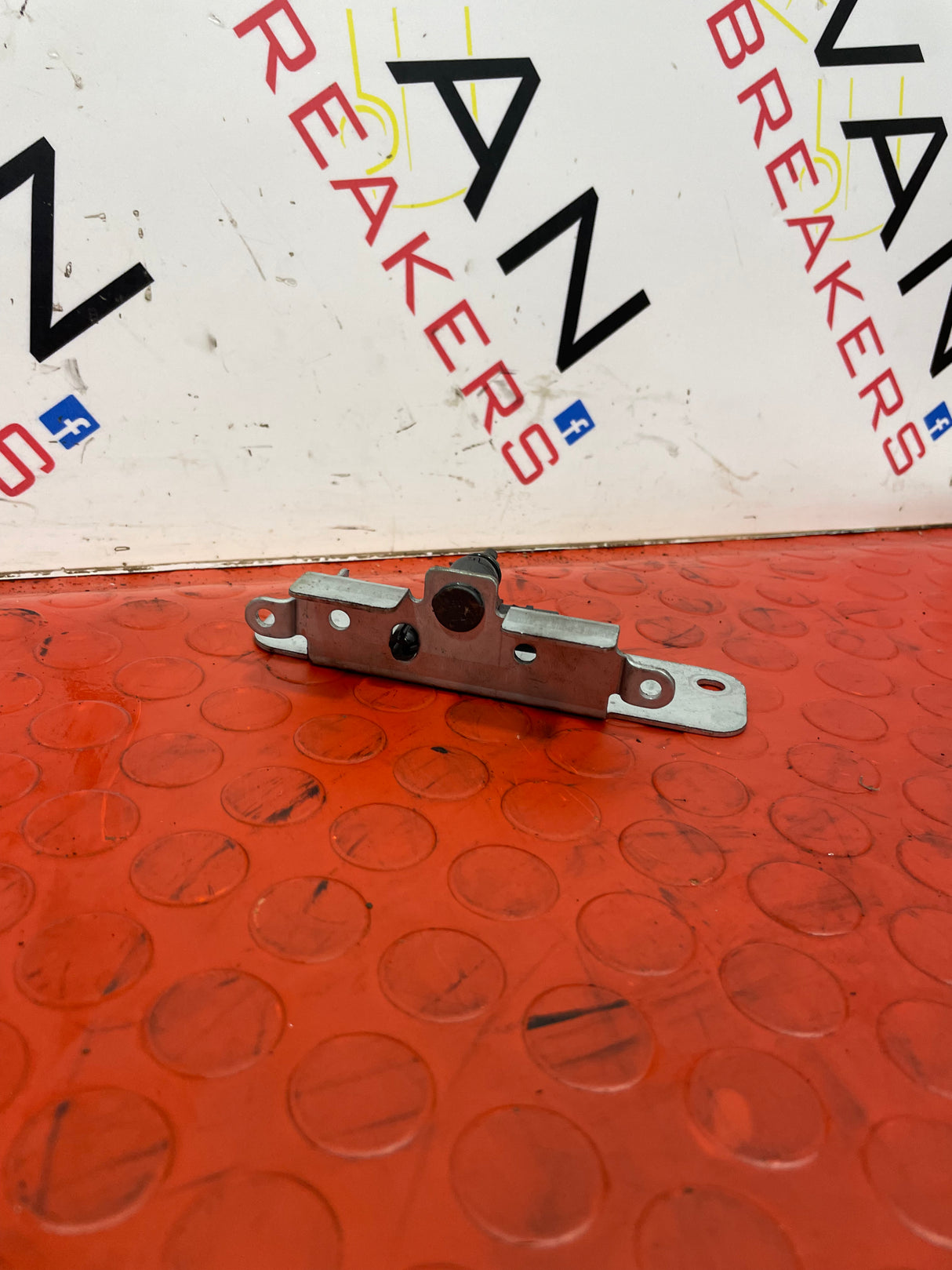 Nissan Navara AIRBAG SENSOR   2017 2.3L  P/N 988303JA0A