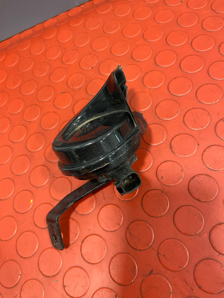 Saic Maxus Deliver 9 12V HORN (with damage) 2.0TD 2021-2024 P/N C00077411