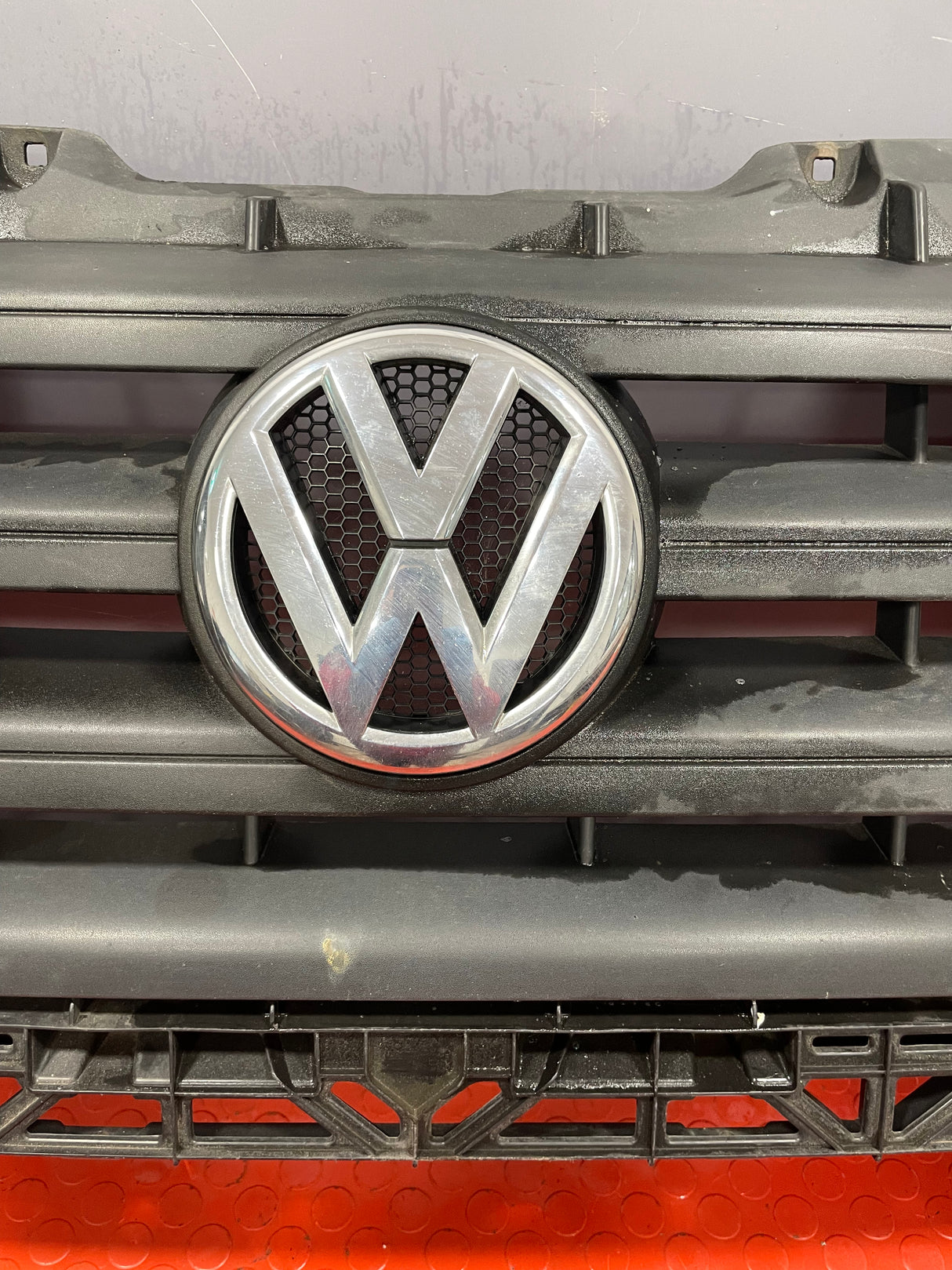 Volkswagen Crafter FRONT BUMPER GRILL 2012-2016 P/N HVW9068800385