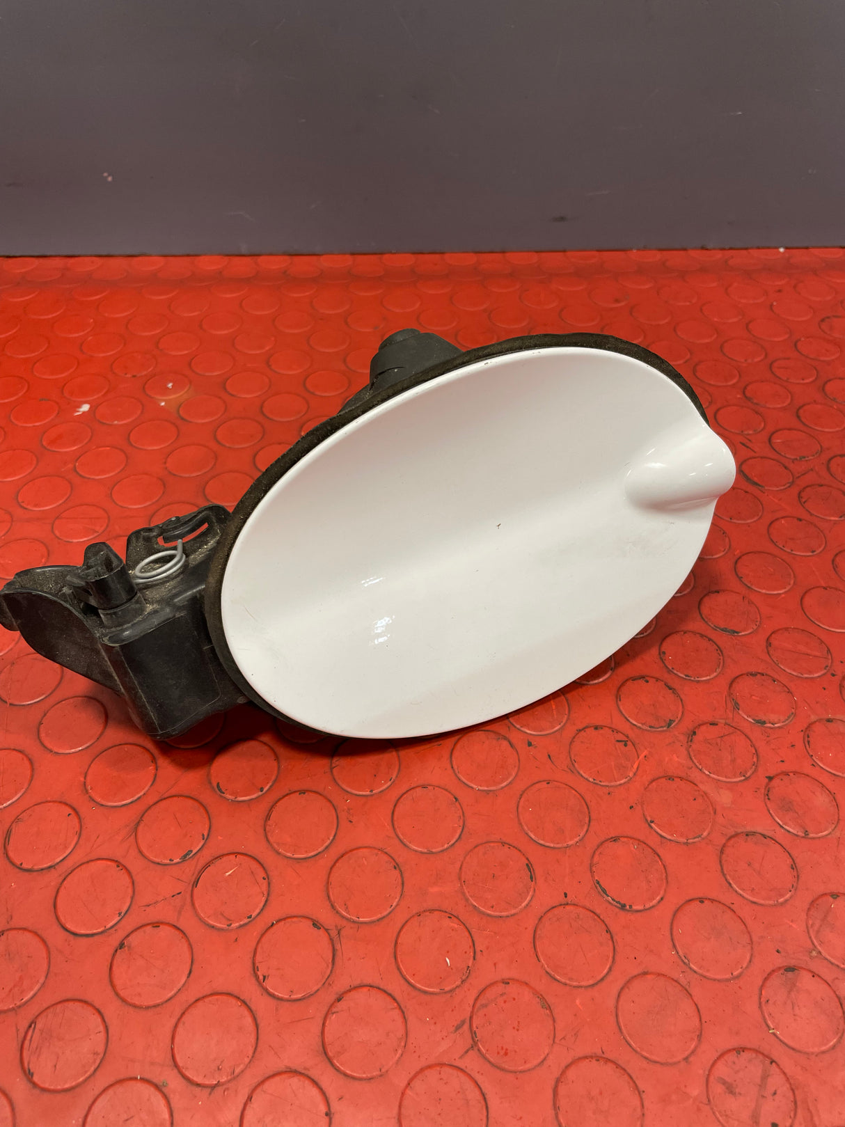 Ford Transit Connect FUEL FILLER CAP COVER & HOUSING (White) 2013-2018 P/N DT11V27936A/D