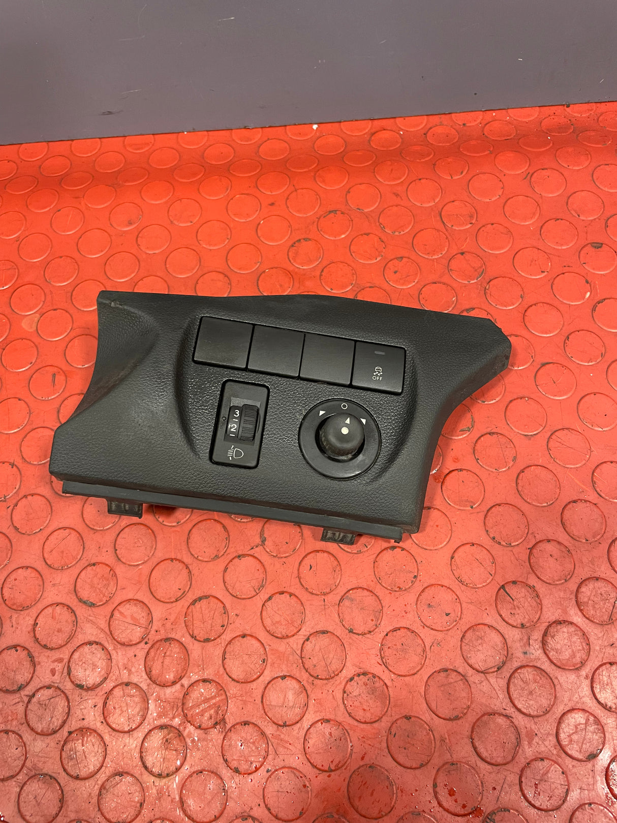 Citroen Berlingo/Peugeot Partner INTERIOR PANEL W/SWITCHES 2008-2018 P/N 9675113977