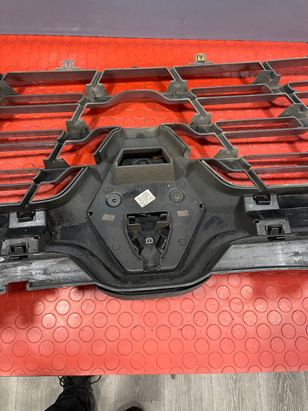 Renault Master FACELIFT FRONT BUMPER GRILLE (Damage Mounting Point Right Side) 2014-2021 P/N 623102803R / 623104199R