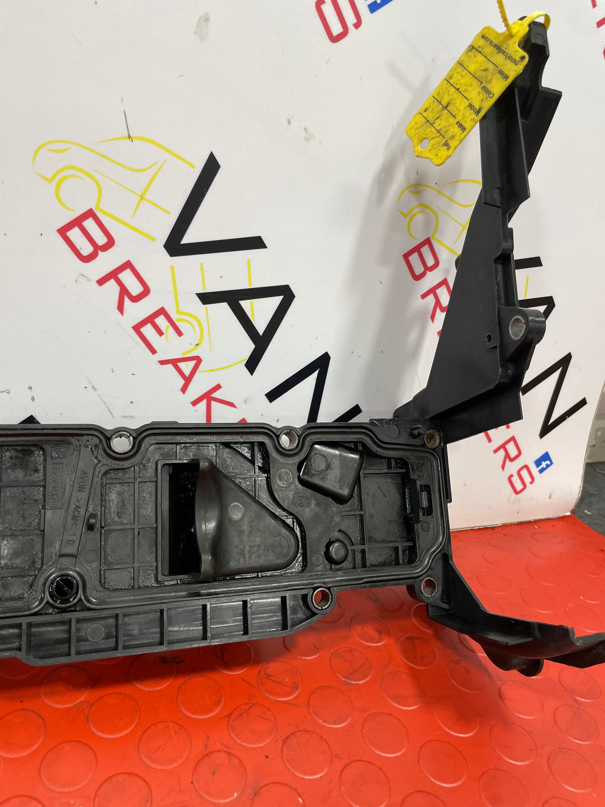 Peugeot Partner Citroen Berlingo CYLINDER HEAD VALVE COVER 1.6 HDi 8V 2013-2018  P/N 9688939180- 1