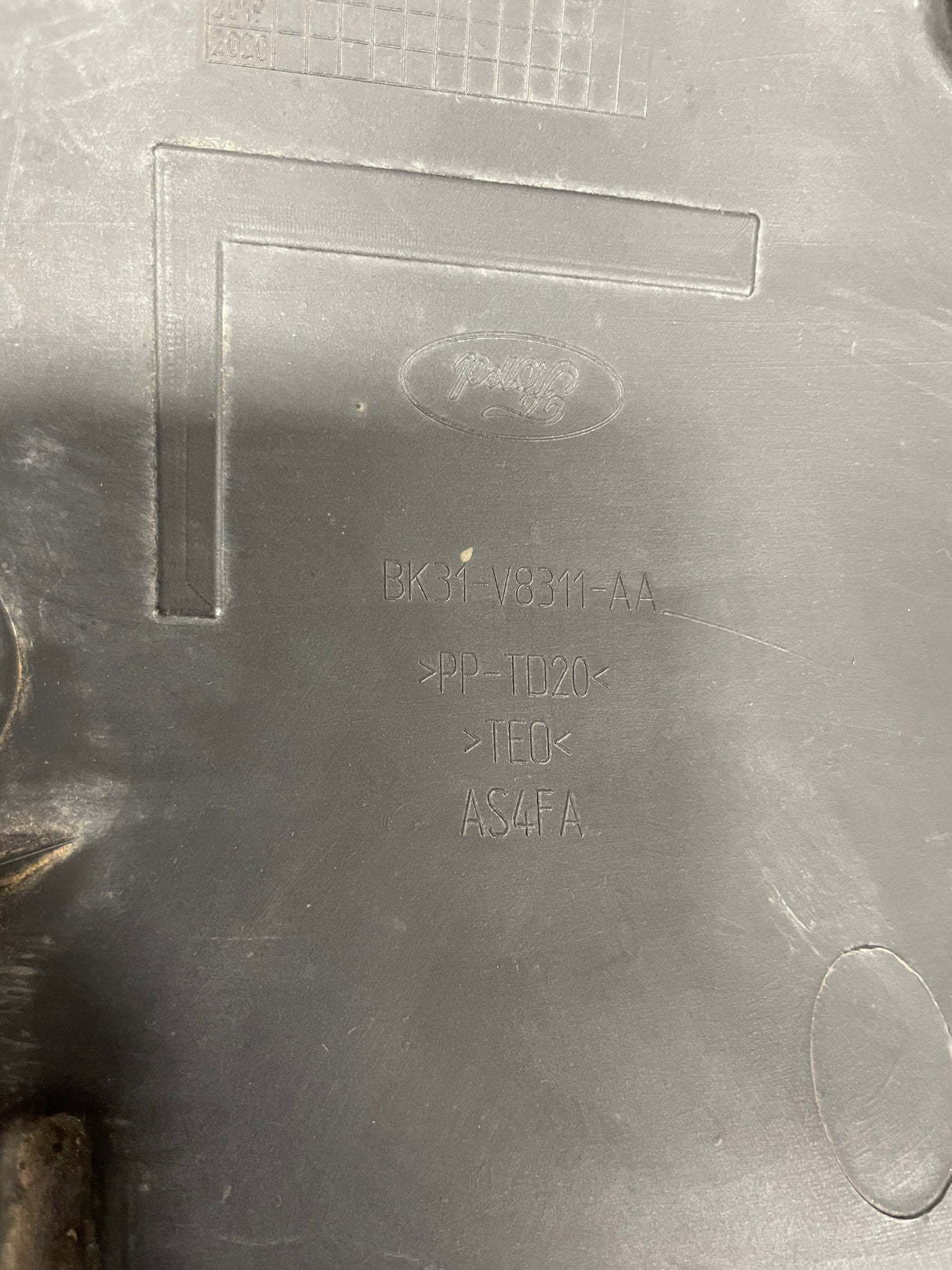 Ford Transit Mk8 RADIATOR AIR DEFLECTOR PASSENGER'S 2.0 RWD 2016-2023 P/N BK31V8311AA