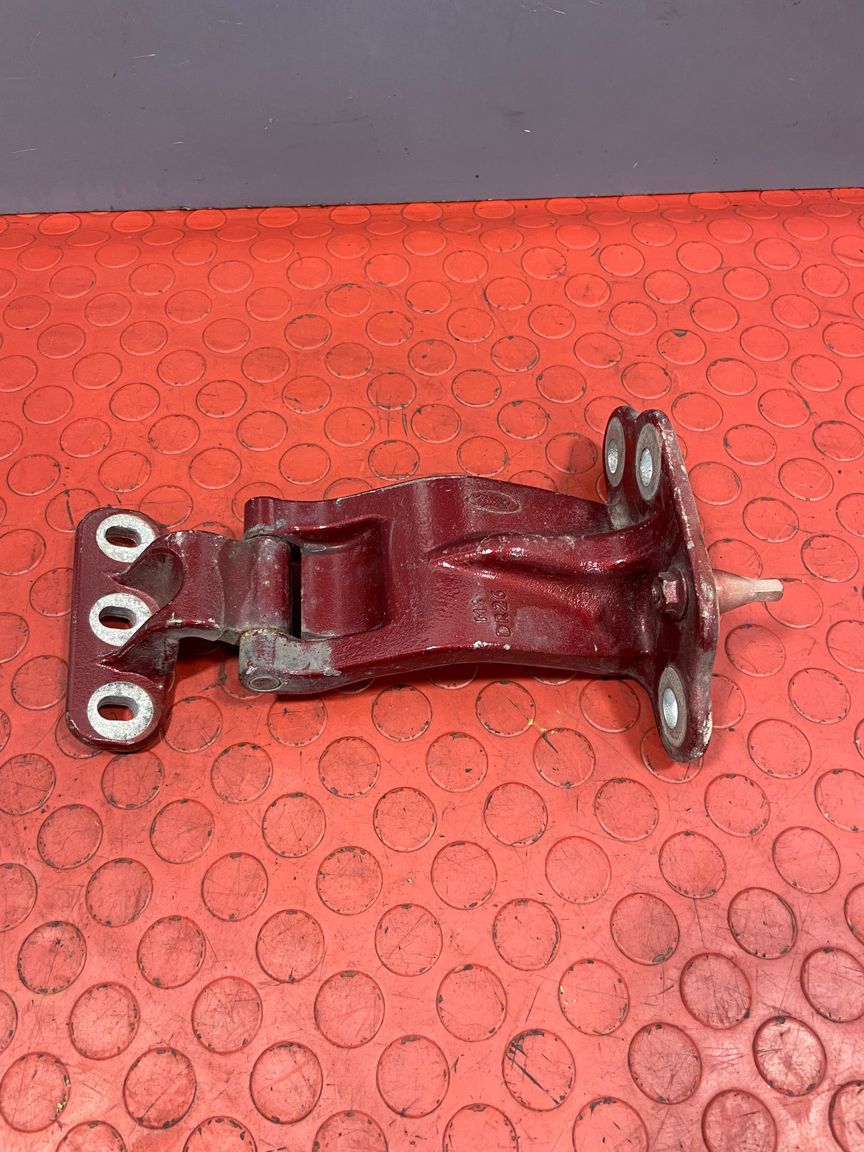 Ford Transit Custom DOOR HINGE (Maroon) Rear Upper Passenger's Side 2.0 2016-2023 P/N BK21V42983AG - 1