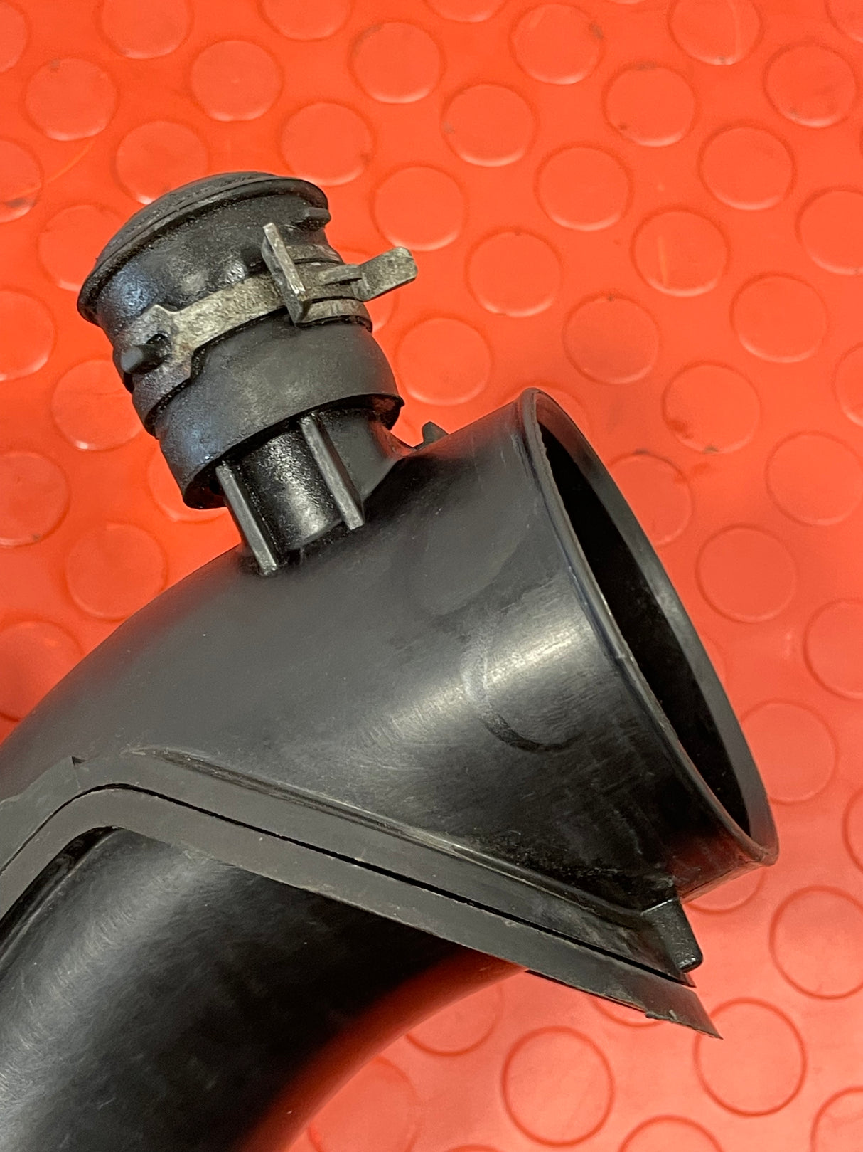 Ford Transit MK8 INDUCTION PIPE RWD 2.2 2015 P/N BK319C623BD