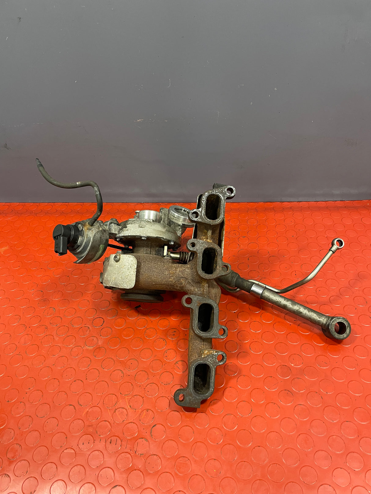 Volkswagen Golf TURBO CHARGER ASSEMBLY (3Pin/socket w/ minor snap) 2008-2013 P/N 04L971501A / GTC1244VZ