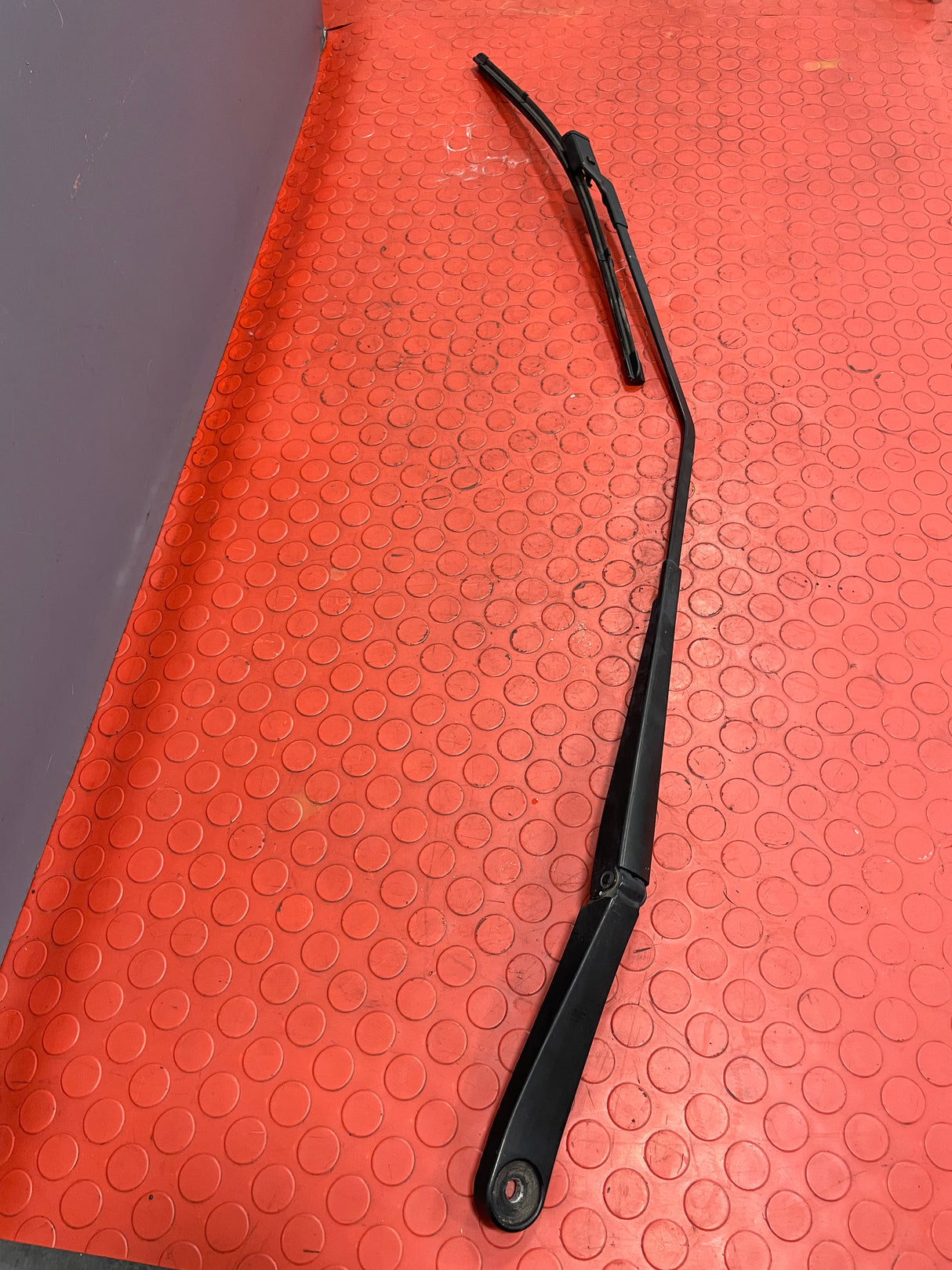 Ford Transit WIPER ARM w/ BLADE MK8 P/N BK3117526DE - 1