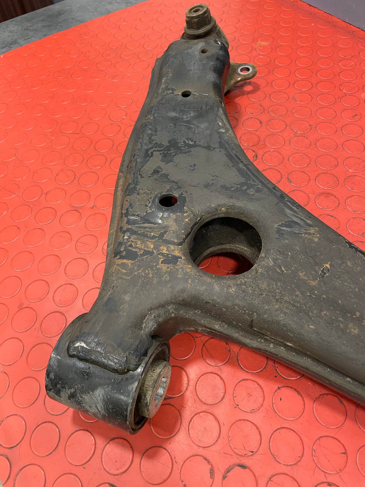 Mercedes Sprinter WISHBONE FWD 2019 Passenger's Side P/N A91033300051