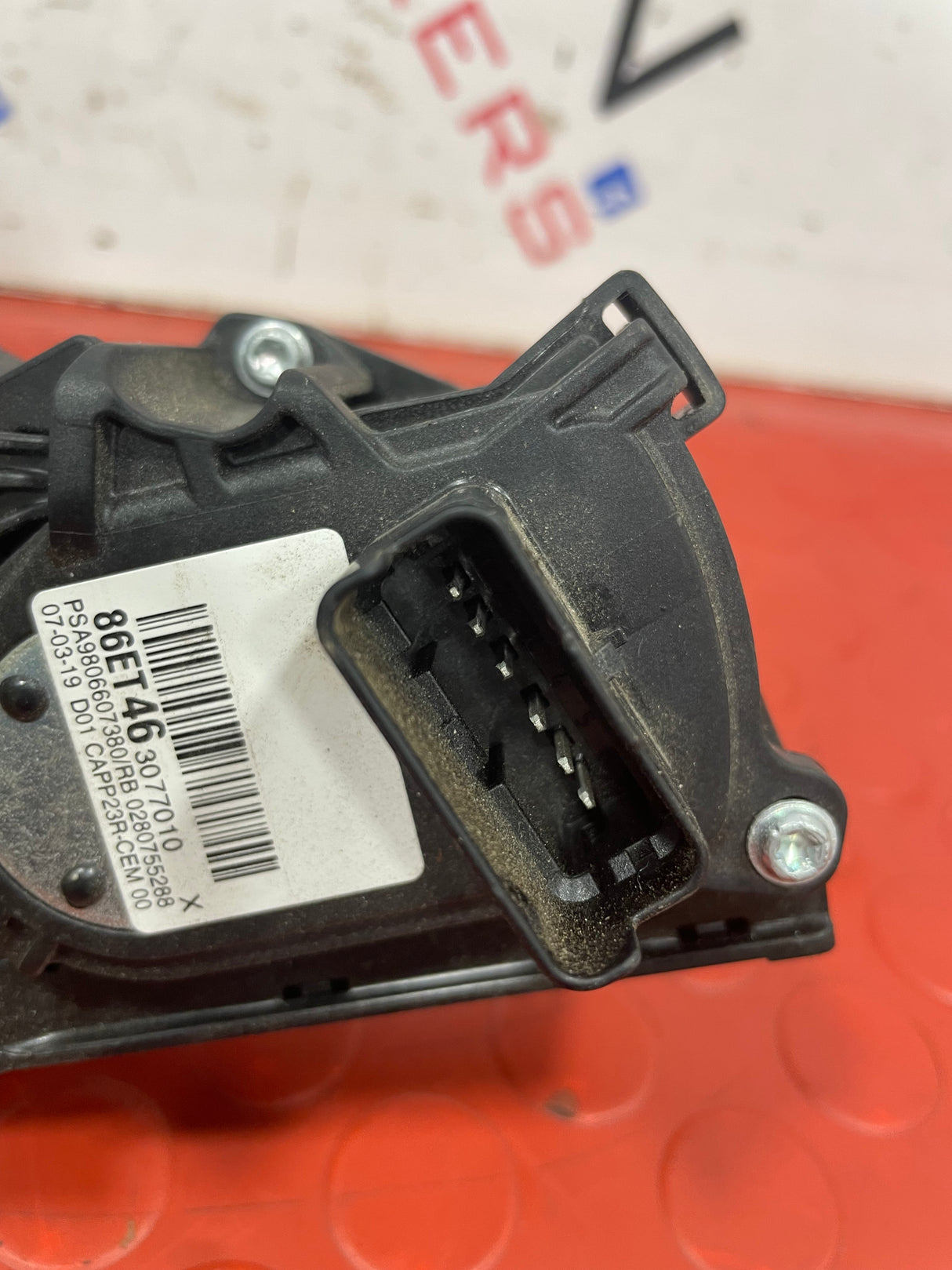 Citroen Dispatch/Peugeot Expert/Vauxhall Vivaro/Toyota Proace/Fiat Scudo THROTTLE PEDAL 2016-2024 P/N 9806607380