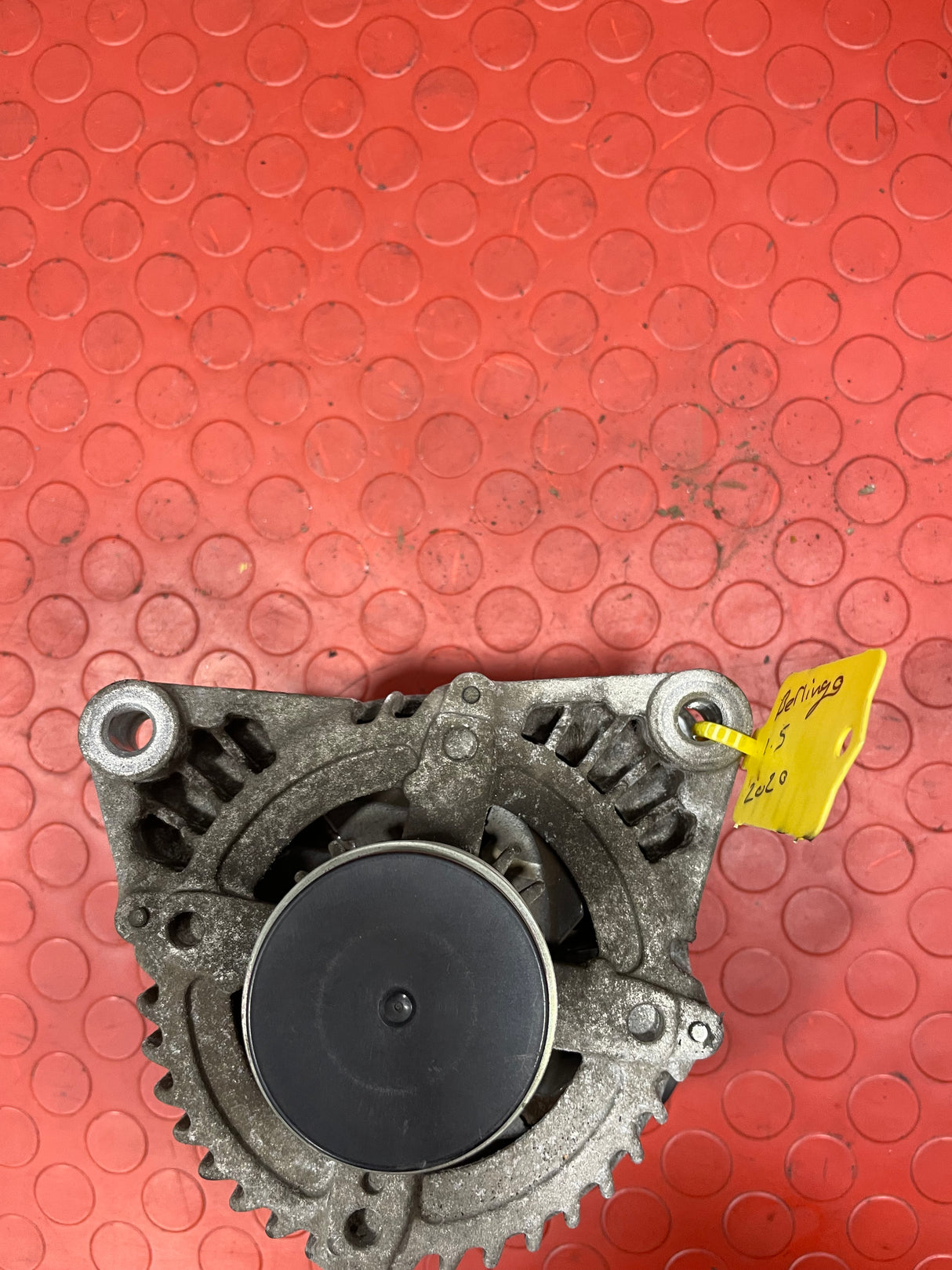 Citroen Berlingo/Dispatch /Peugeot Partner/Vauxhall Combo/Toyota Proace City ALTERNATOR 1.5 2019-2024 P/N 9820893880