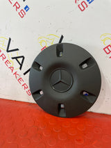 Mercedes Sprinter WHEEL CENTER CAP TRIM P/N 9064010025