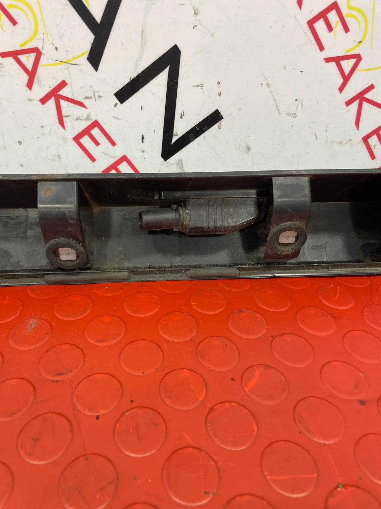 Volkswagen Crafter NUMBER PLATE LIGHT TRIM WITH LIGHTS  P/N 7C0827329
