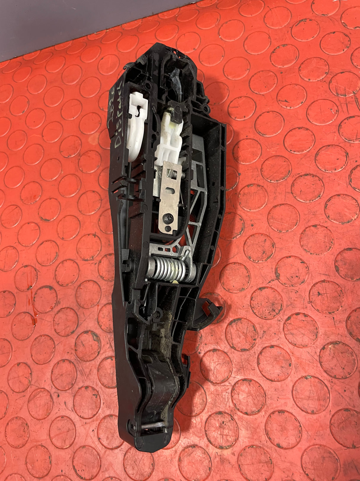 Citroen Dispatch/Peugeot Expert/Vauxhall Vivaro/Toyota Proace/Fiat Scudo OUTER DOOR HANDLE OPENER Driver's Side Front 2016-2024 P/N 9688834080 - 1