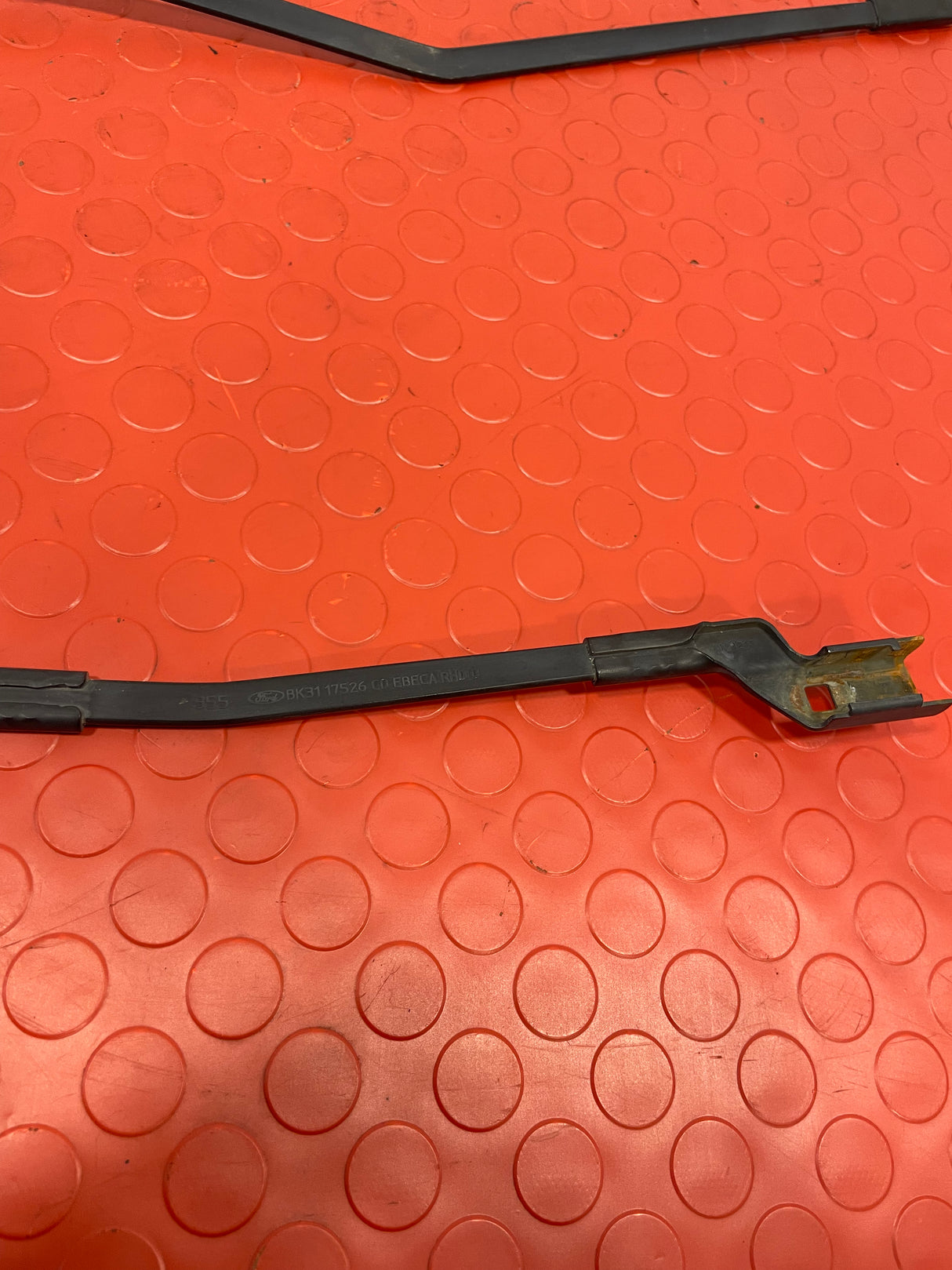 Ford Transit WIPER ARM (PAIR) MK8  P/N BK3117526DE / BK3117526CD