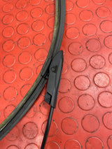 Peugeot Expert/Citroen Dispatch/Vauxhall Vivaro/Toyota Proace/Fiat Scudo WINDSCREEN WIPER ARM WORN BLADE Driver's Side 2016-2024 P/N 9808465680