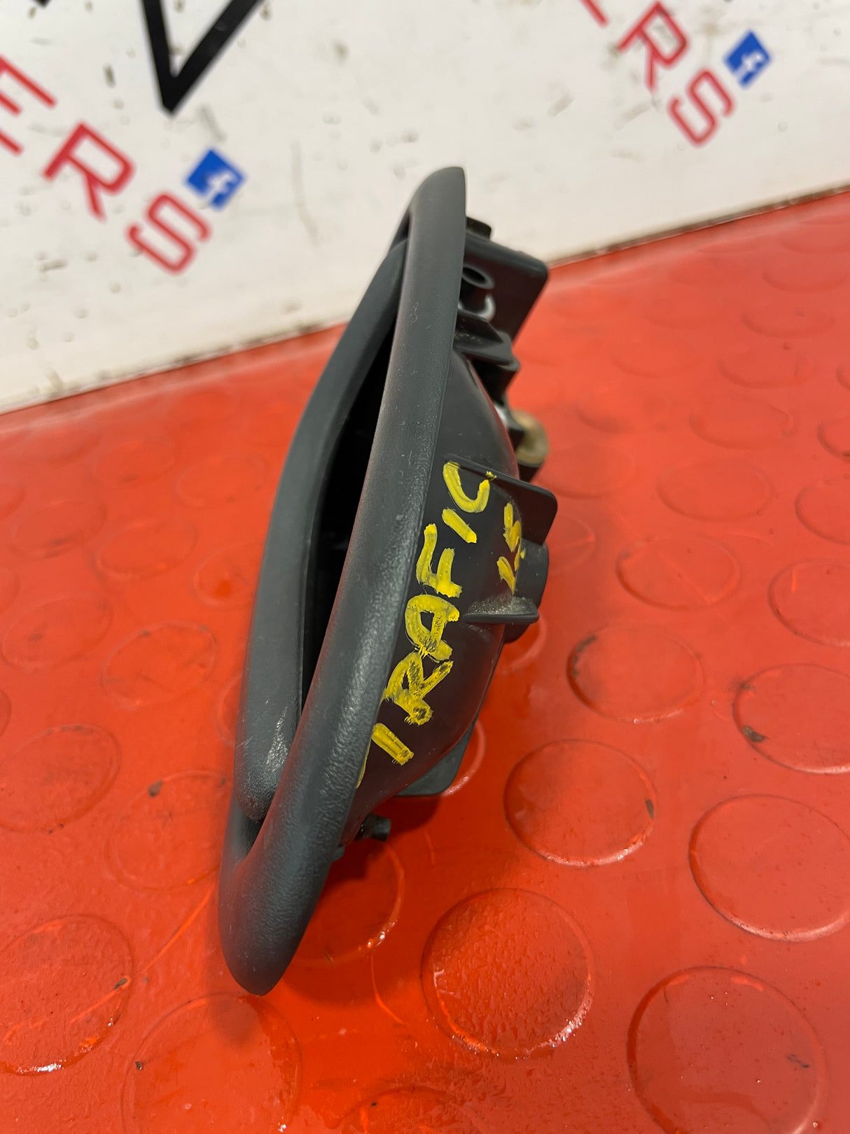 Renault Trafic PASSENGER SIDE REAR DOOR INTERNAL HANDLE 2014-2017 P/N 96012221