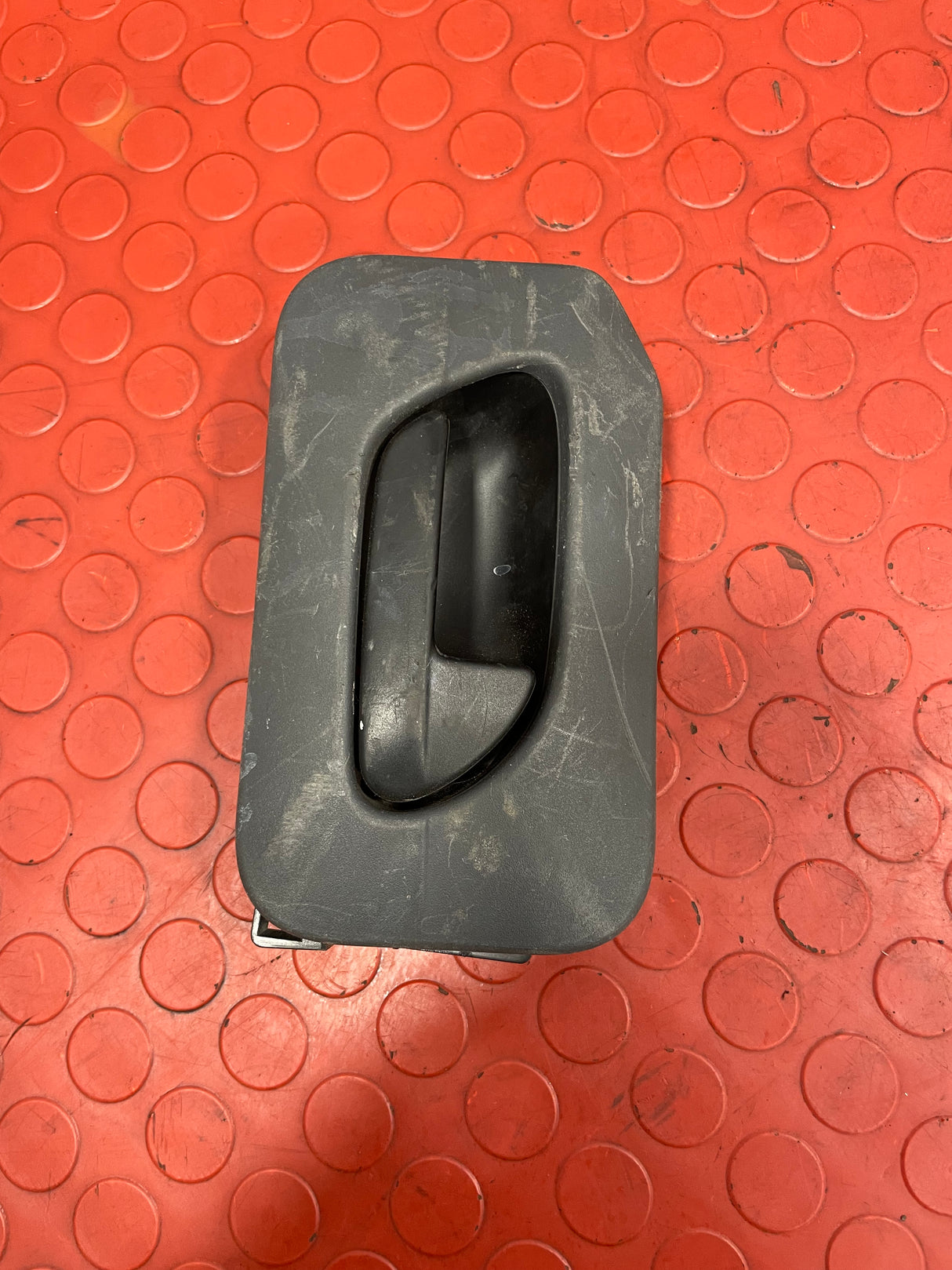 Vauxhall Vivaro/Citroen Dispatch/Peugeot Expert/Toyota Proace City/Fiat Scudo INNER DOOR OPENER DRIVER SIDE RH REAR P/N 1400047170