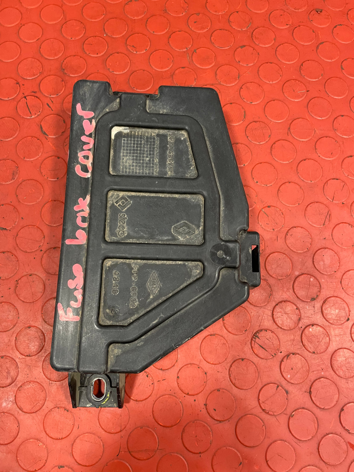 Renault Trafic/Nissan NV300 FUSE BOX COVER 2019-2024 P/N 227A63575R