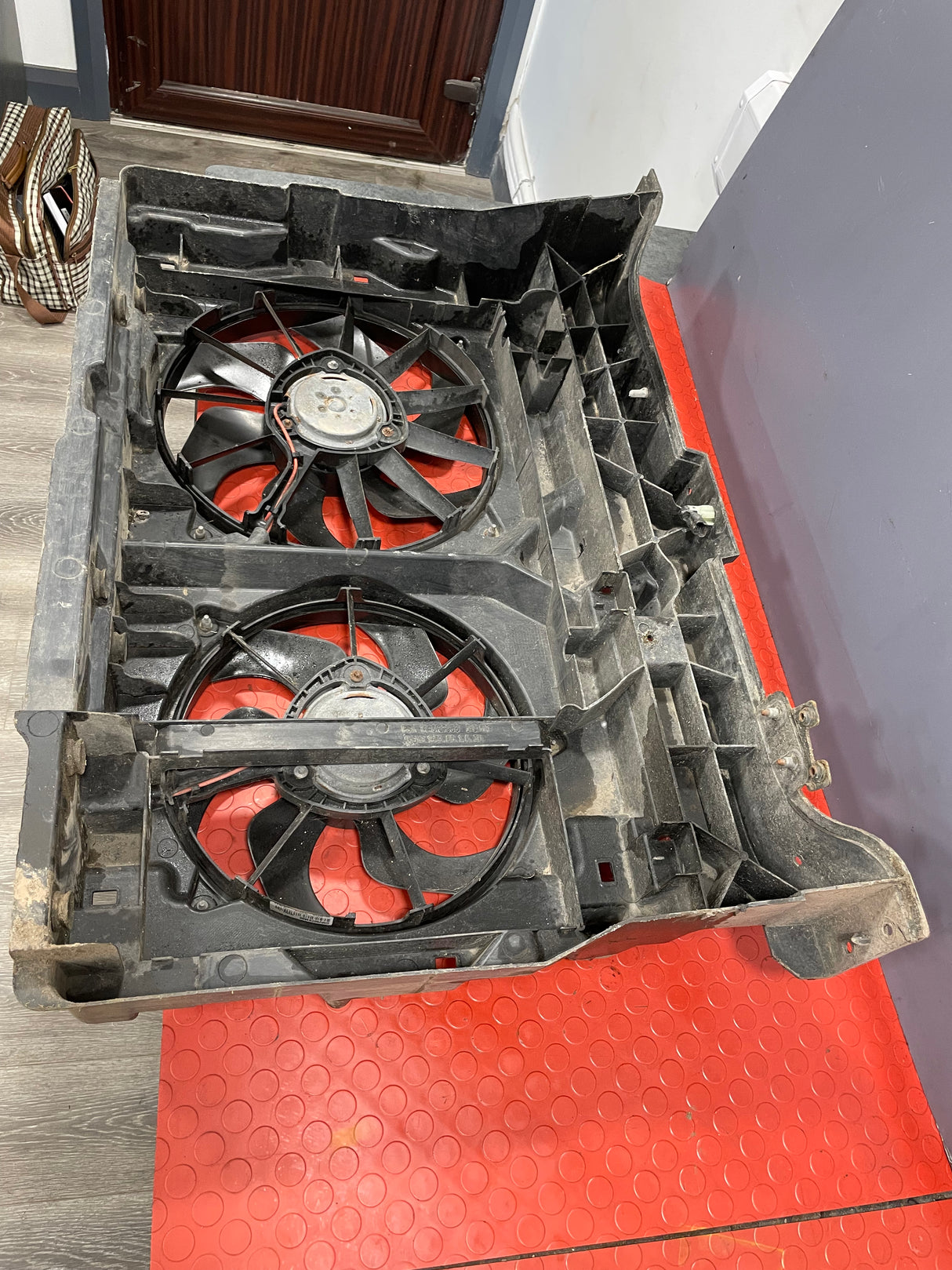 Citroen Dispatch/Peugeot Expert/Vauxhall Vivaro/Toyota Proace/Fiat Scudo RADIATOR FANS & SLAM PANEL 1.6 HDI 2008-2016 P/N 1440107980