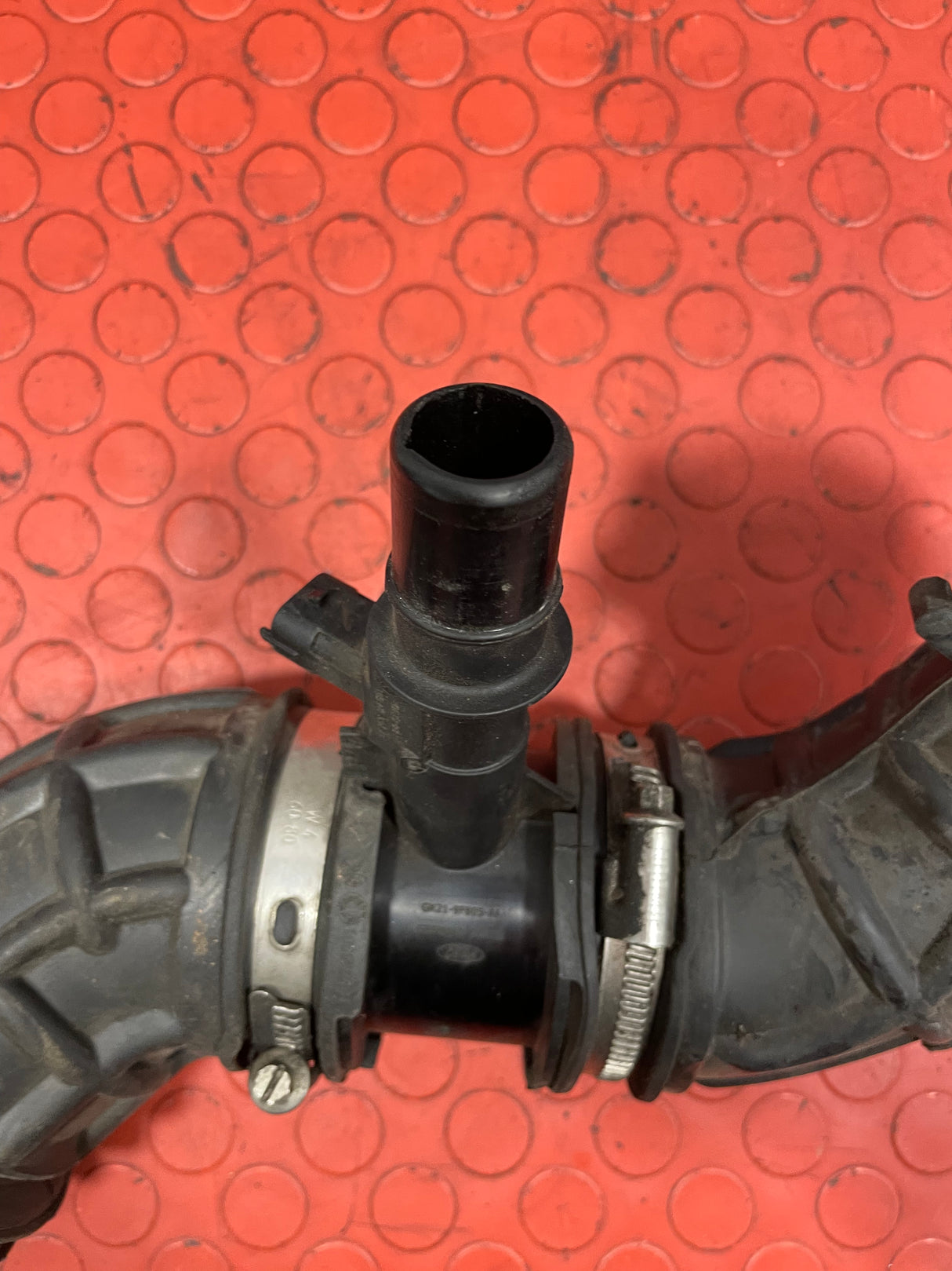 Ford Transit MK8 INDUCTION PIPE WITH AIR FLOW METER 2.0 FWD 2015-2020 P/N GK219F805AA/GK219F805AC