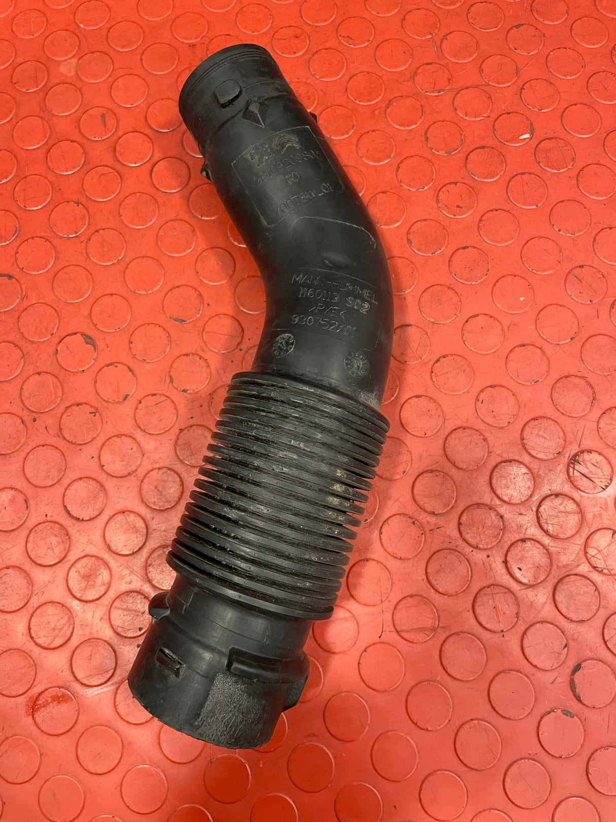 Citroen Berlingo/Peugeot Partner/Vauxhall Combo/Toyota Proace City AIR INTAKE PIPE 1.5 2019-2024 P/N 9810920980