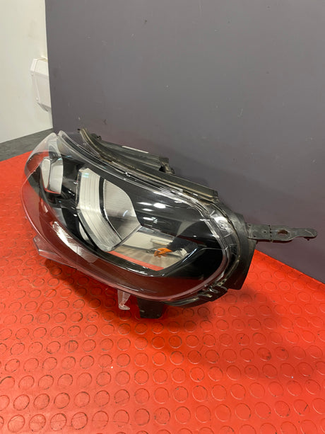 Vauxhall Vivaro/Citroen Dispatch/Peugeot Expert/Toyota Proace/Fiat Scudo HEADLIGHT ASSEMBLY Passenger's Side (w/ Repair Please See Photos) 2016-2024 P/N 9808567980 - 1