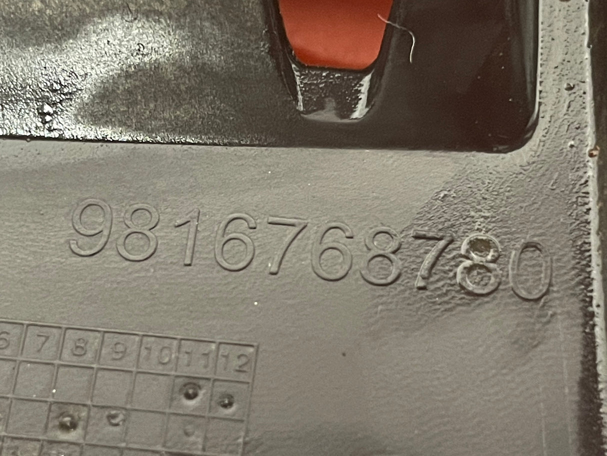 Citroen Berlingo Peugeot Partner Toyota Proace City Vauxhall Combo DRIVERS SIDE FRONT BUMPER CARRIER 2019-2024  P/N 9816768780