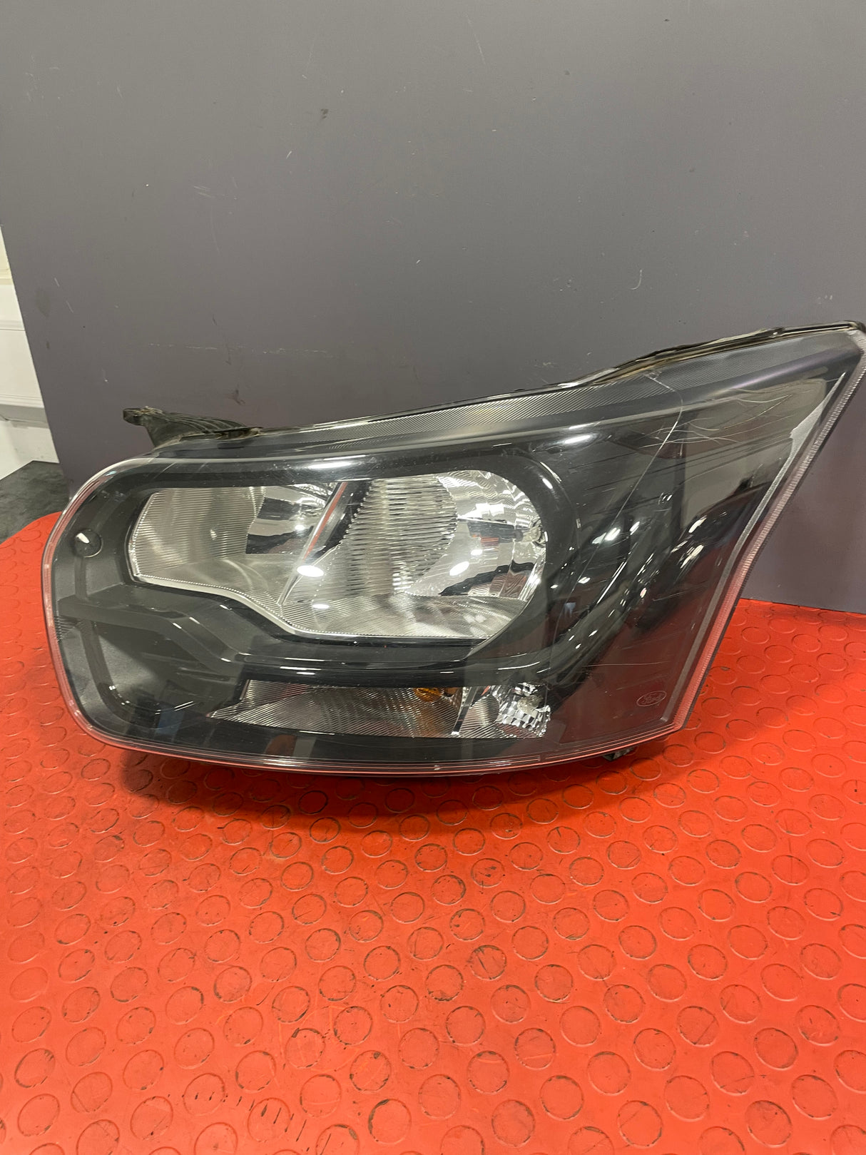 Ford Transit HEADLIGHT ASSEMBLY BLACK INTERIOR Passenger's Side (with Visible Lens Scratches) MK8 2.0 P/N GK3113W030AA / BK3113W030B