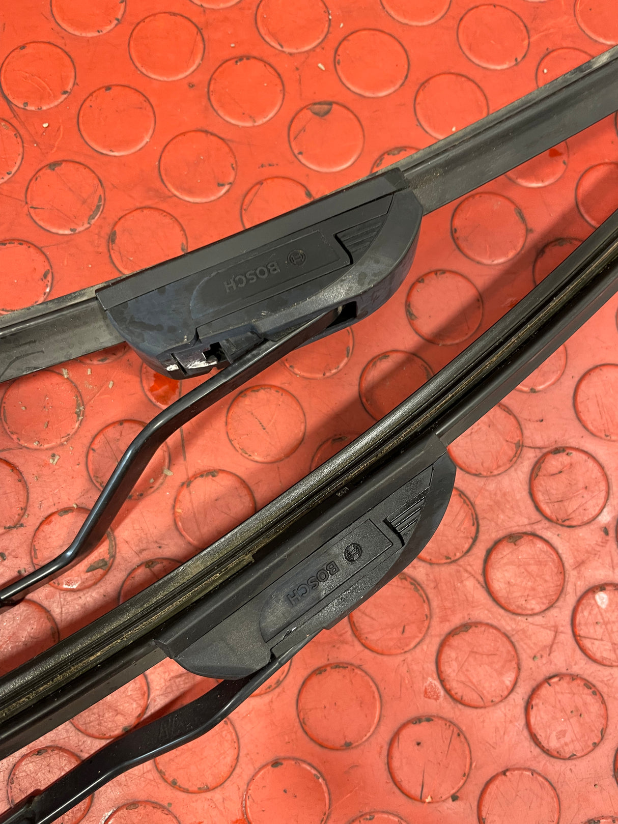 Toyota Hilux Invincible SET OF WIPER ARM LEFT & RIGHT W/ BOSCH BLADE 2017 P/N 5782525PA/5782526DR