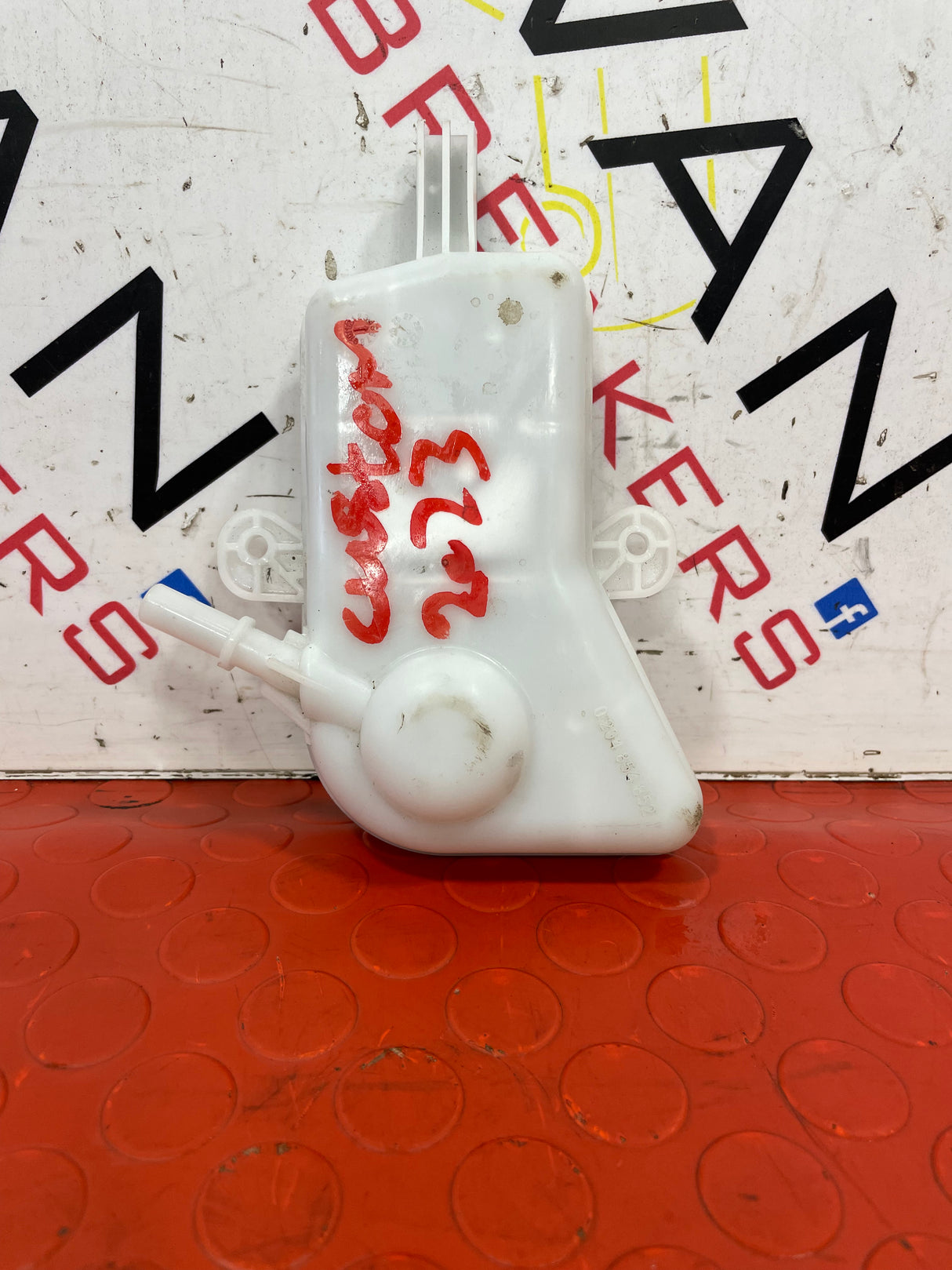 Ford Transit Custom BRAKE FLUID RESERVOIR BOTTLE 2.0TDCI   2019-2023 P/N LK212K478BB