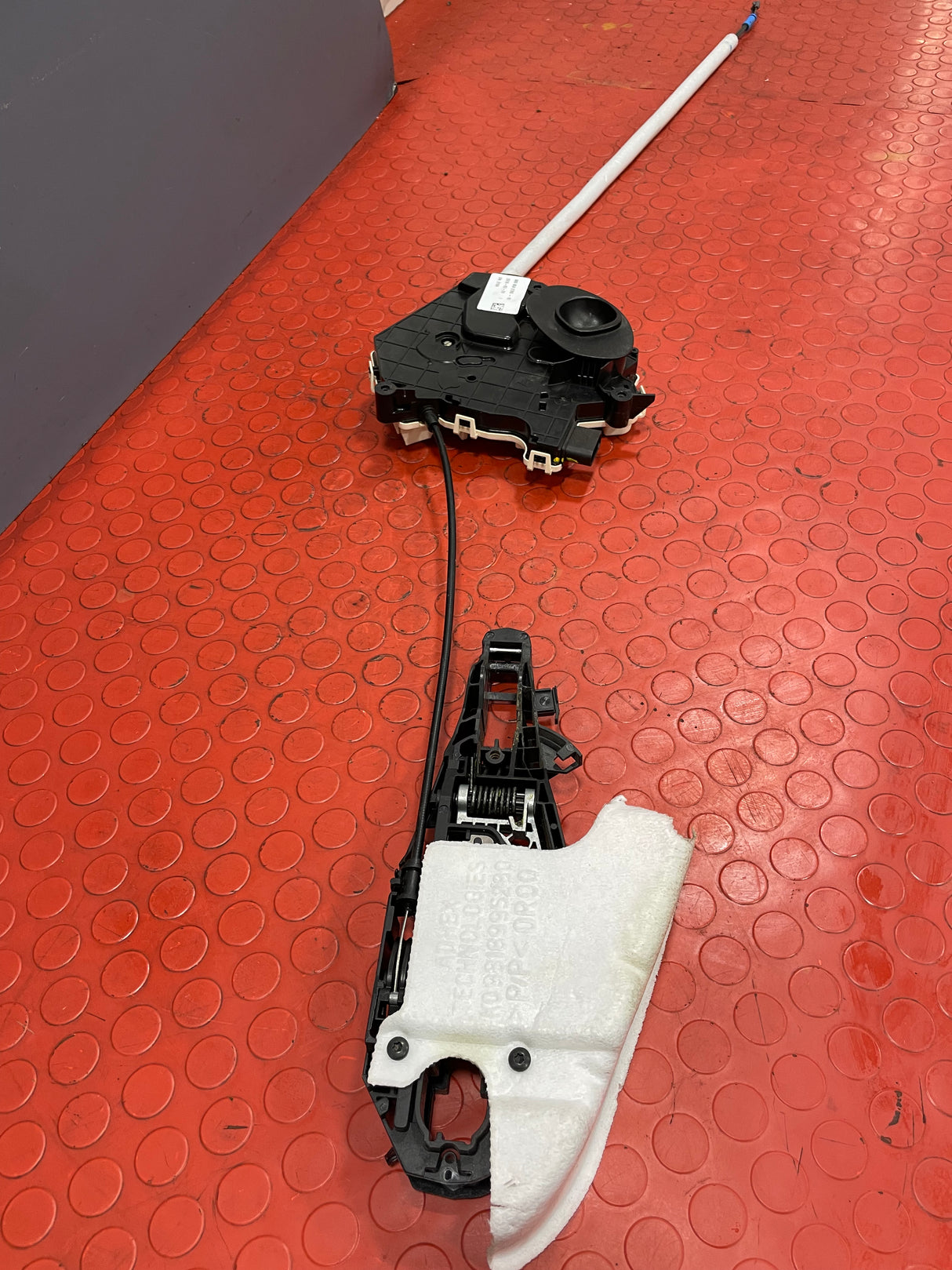 Citroen Dispatch/Peugeot Expert/Toyota Proace/Fiat Scudo REAR PASSENGER DOOR LOCKING MECHANISM 2016-2024 P/N 9808582780